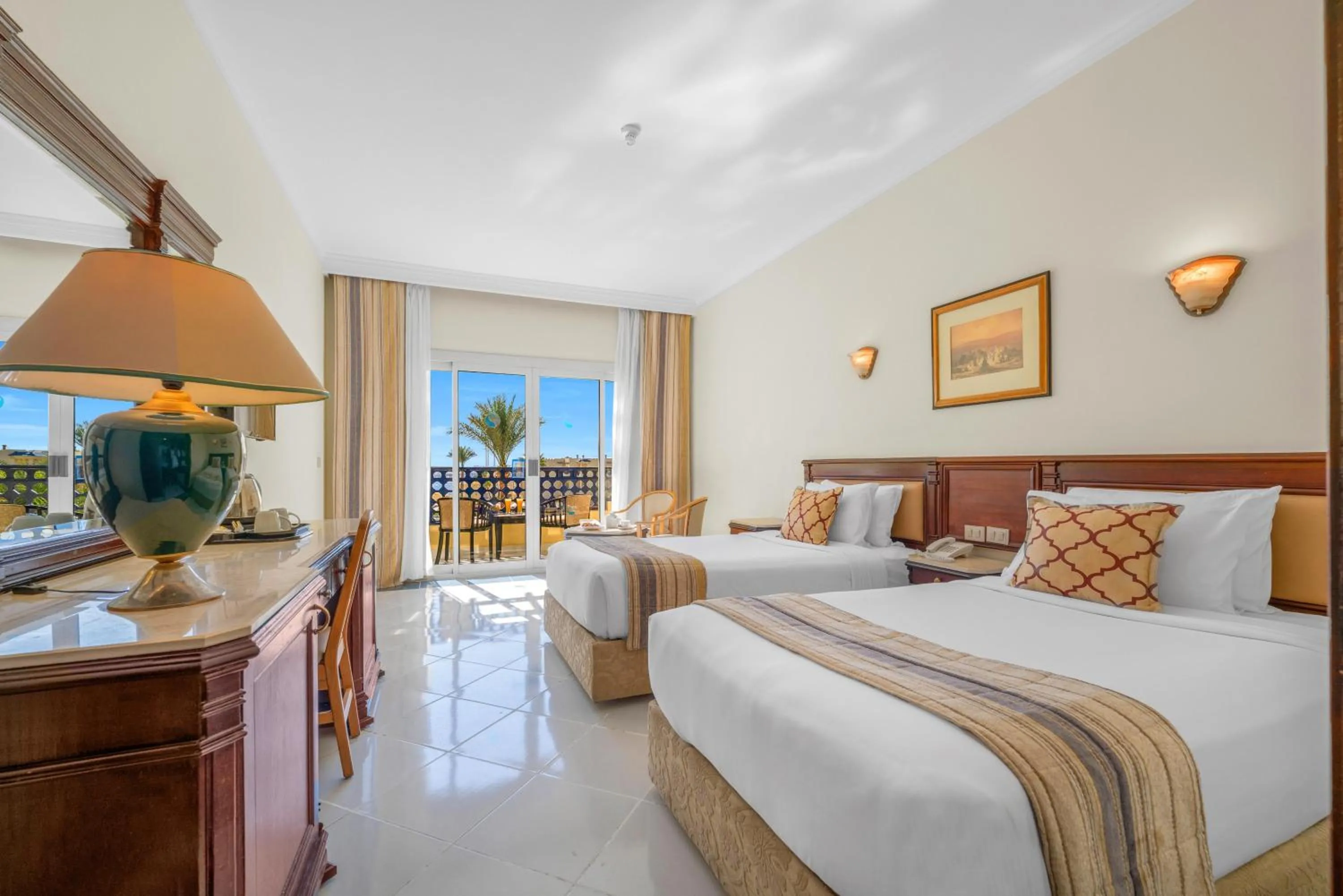 Standard Double or Twin Pool View Room - single occupancy in Grand Oasis Resort