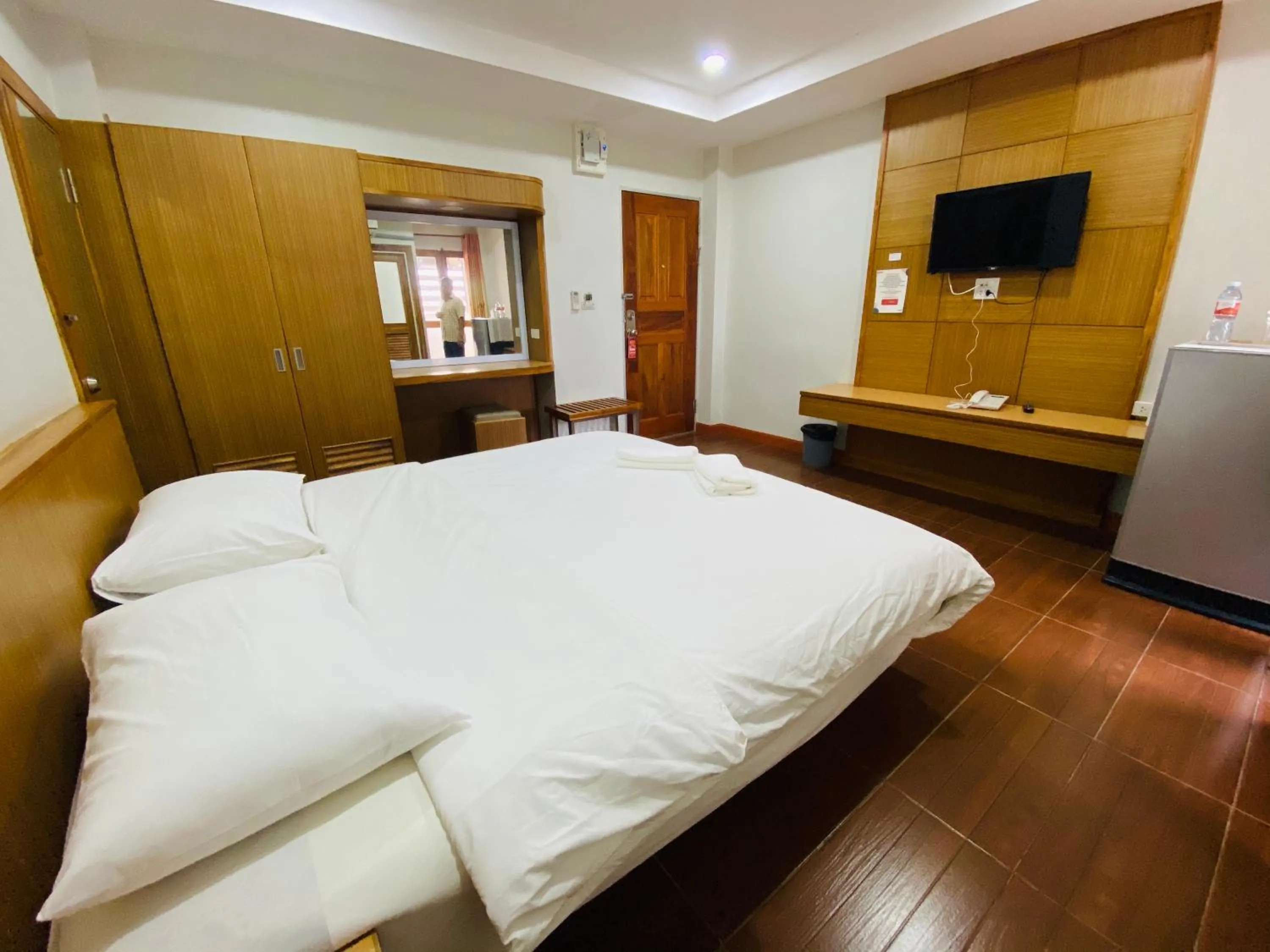 Deluxe King Room in Metha Palace