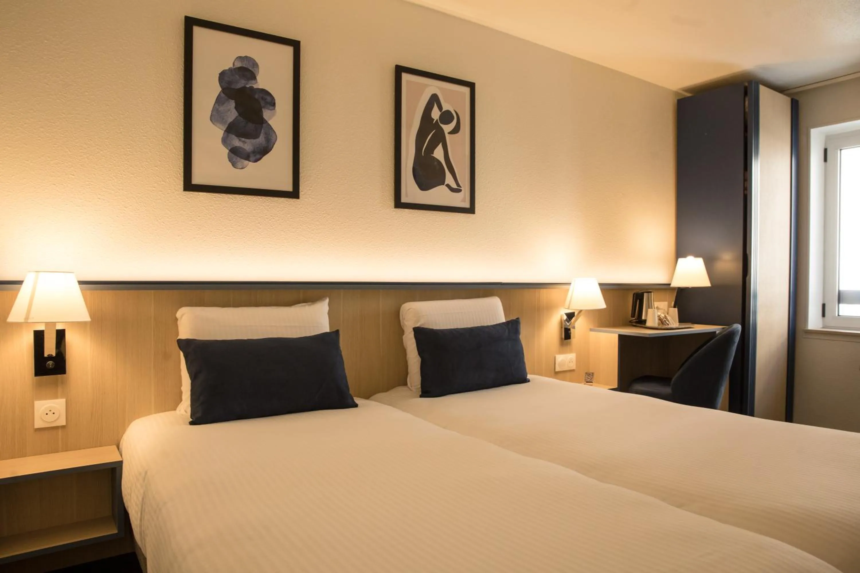 Twin Room in Kyriad Villefranche Sur Saone Porte du Beaujolais -Rénové-