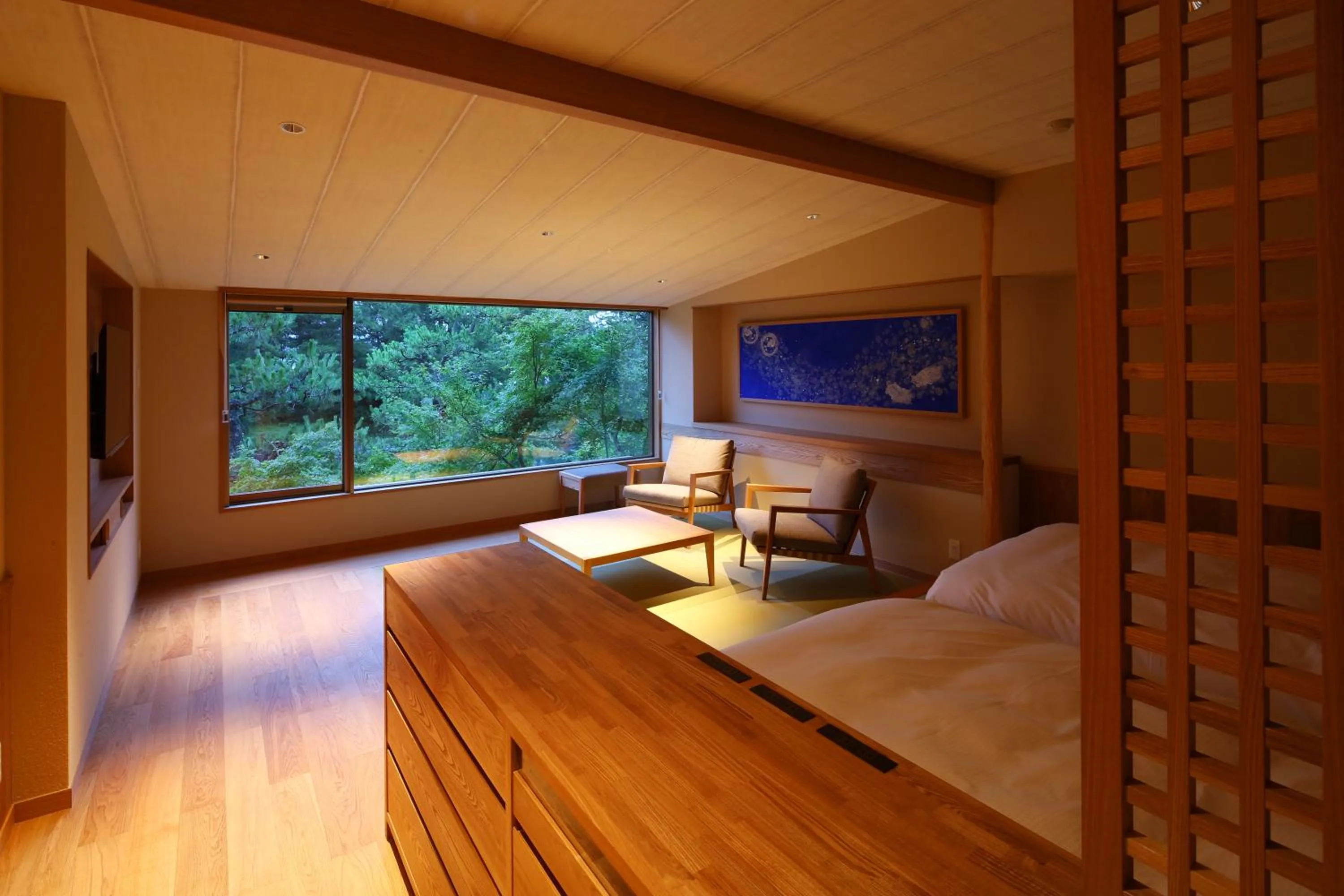 Twin Room with View in Monjusou