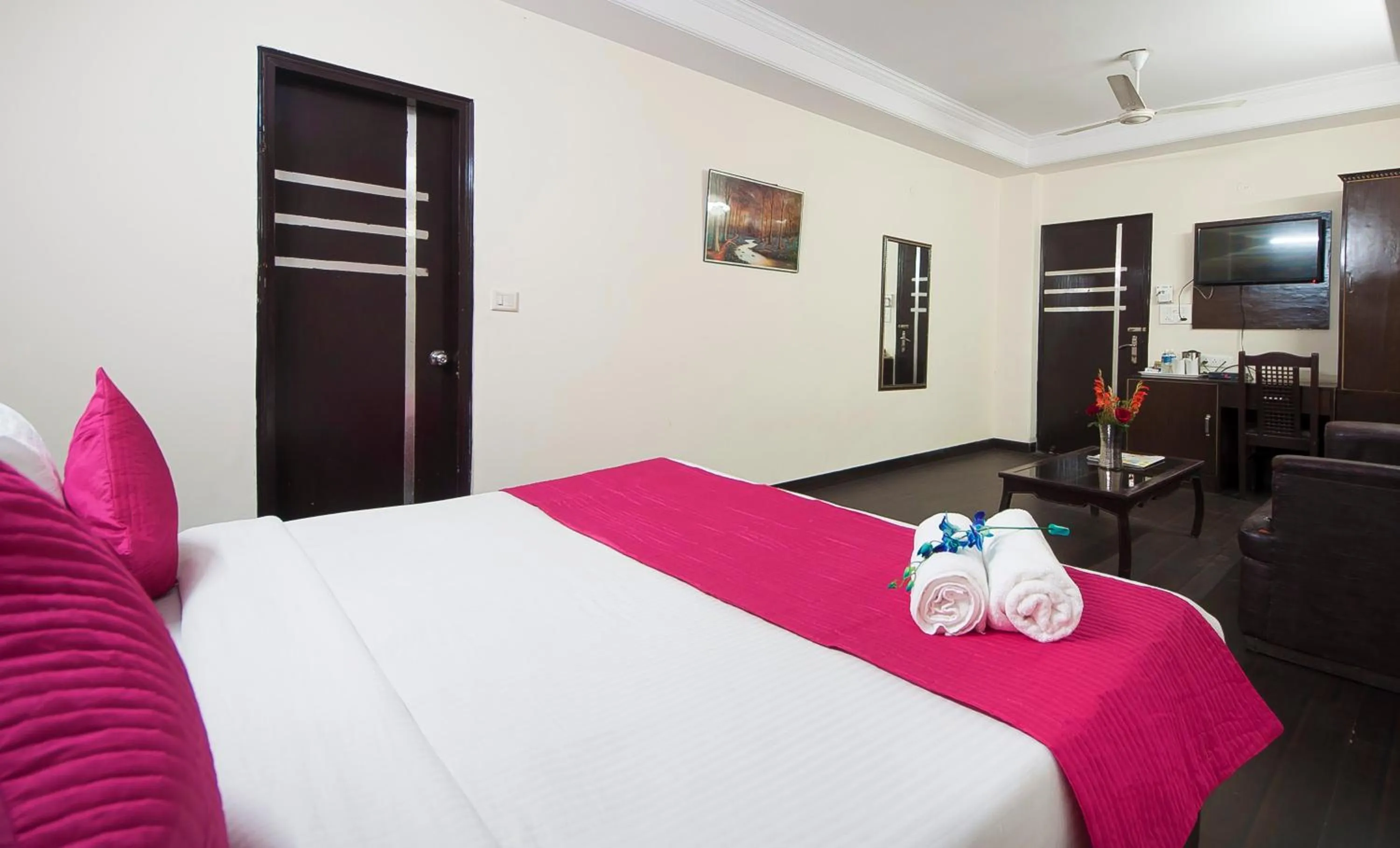 Standard Double or Twin Room in Hotel Good Palace