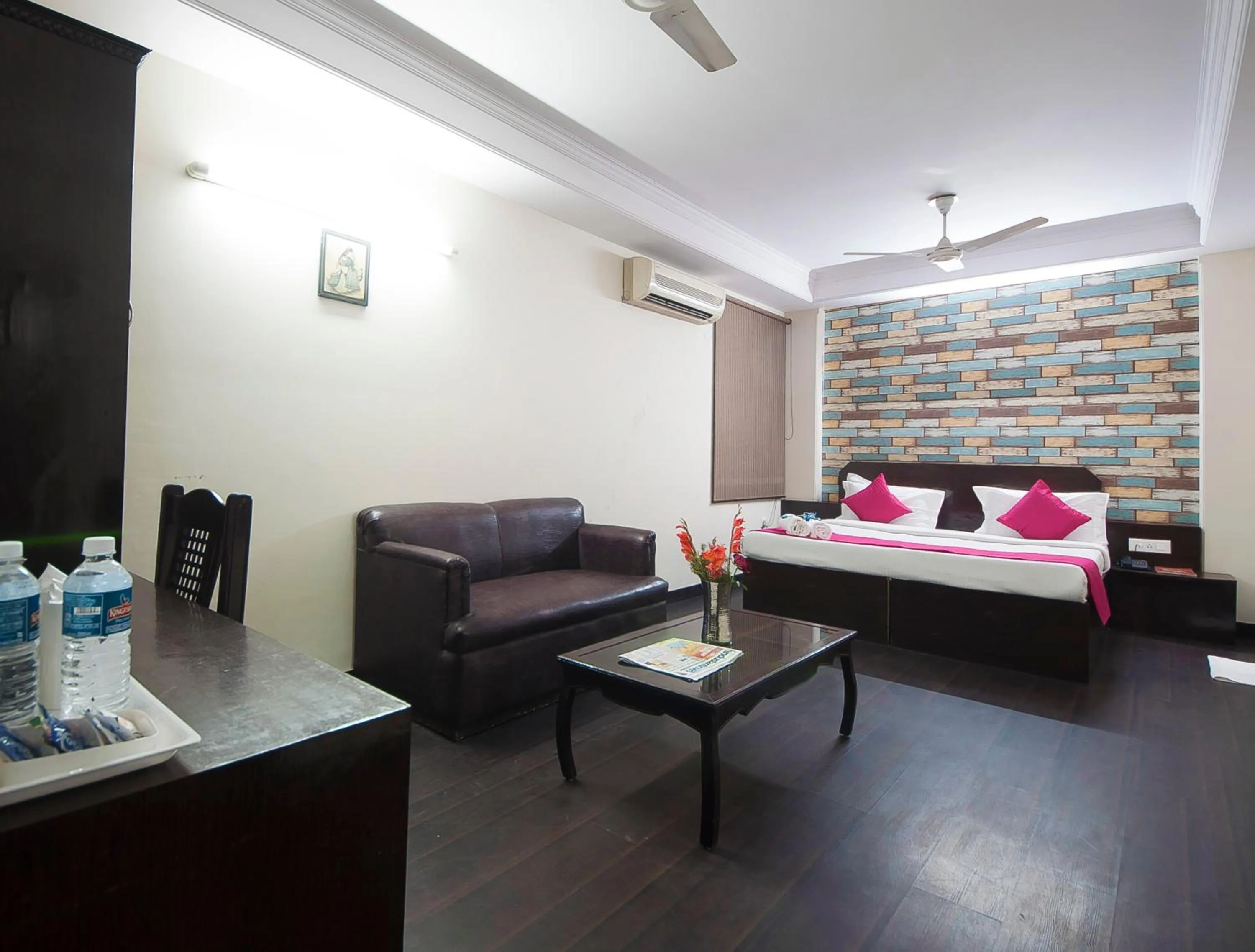 Standard Double or Twin Room in Hotel Good Palace