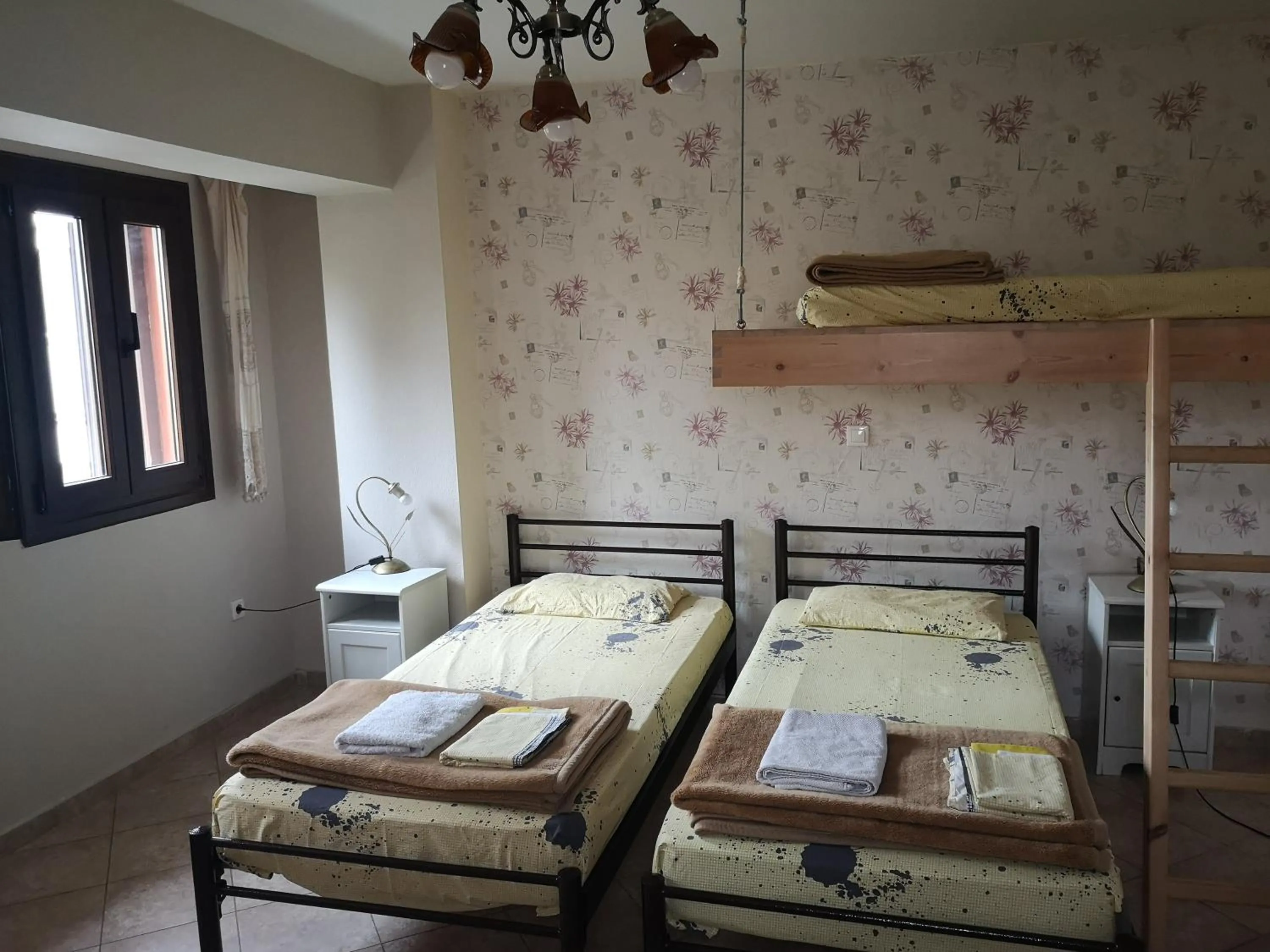 Triple Room in Studios Arabas