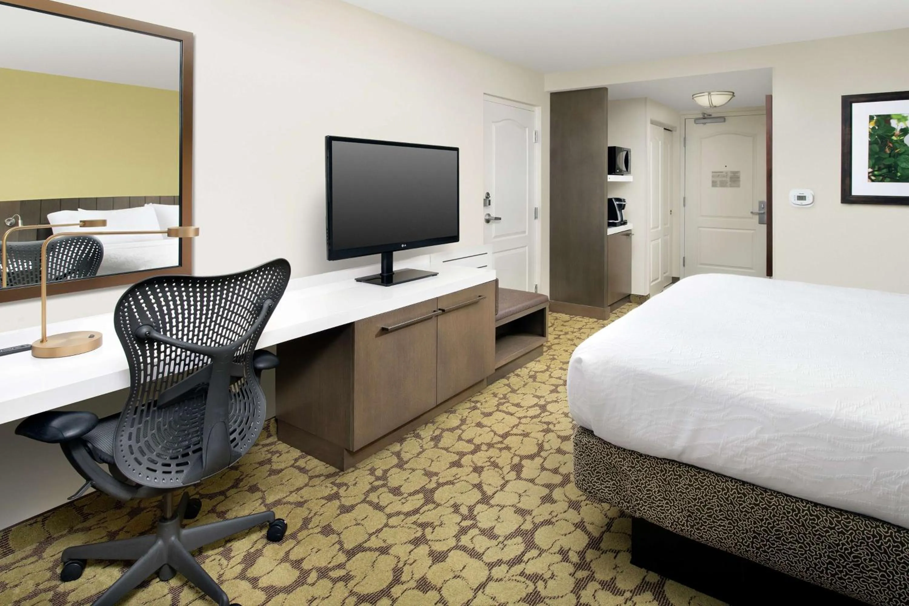 King Room - Hearing Access in Hilton Garden Inn Frederick