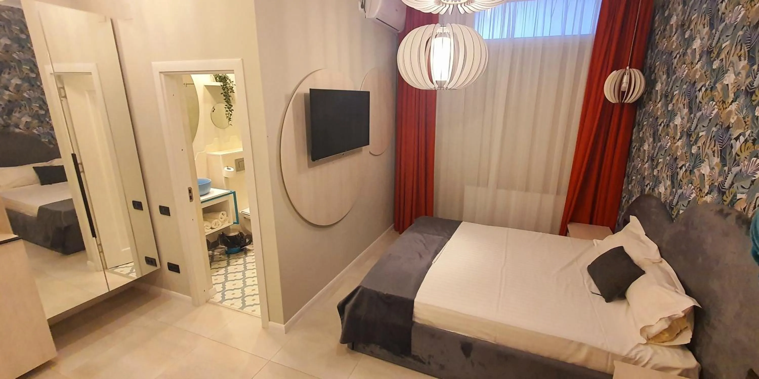 Deluxe Double Room with Extra Bed in OITUZ Boutique Residence