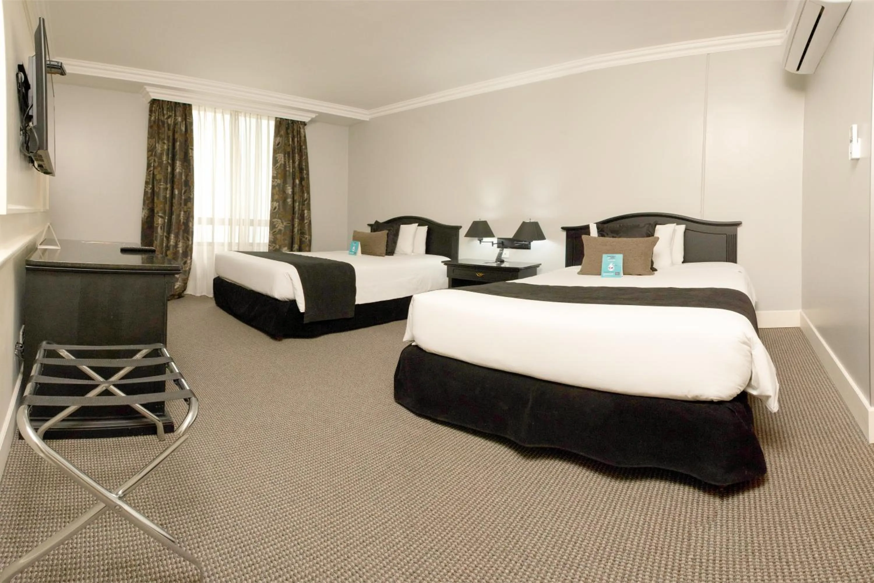 Superior Twin Room in Dann Carlton Quito