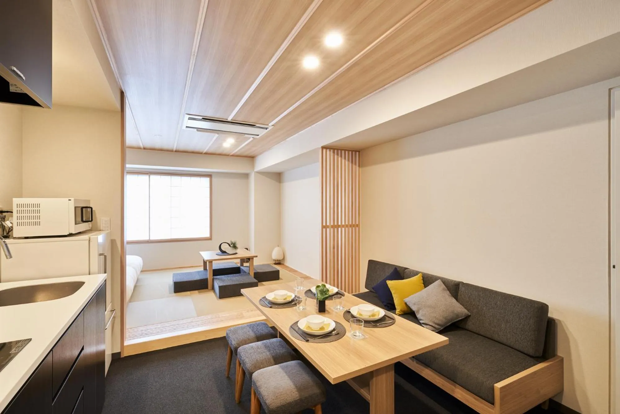 Japanese Apartment For 5 in MIMARU Tokyo Nihombashi Suitengumae