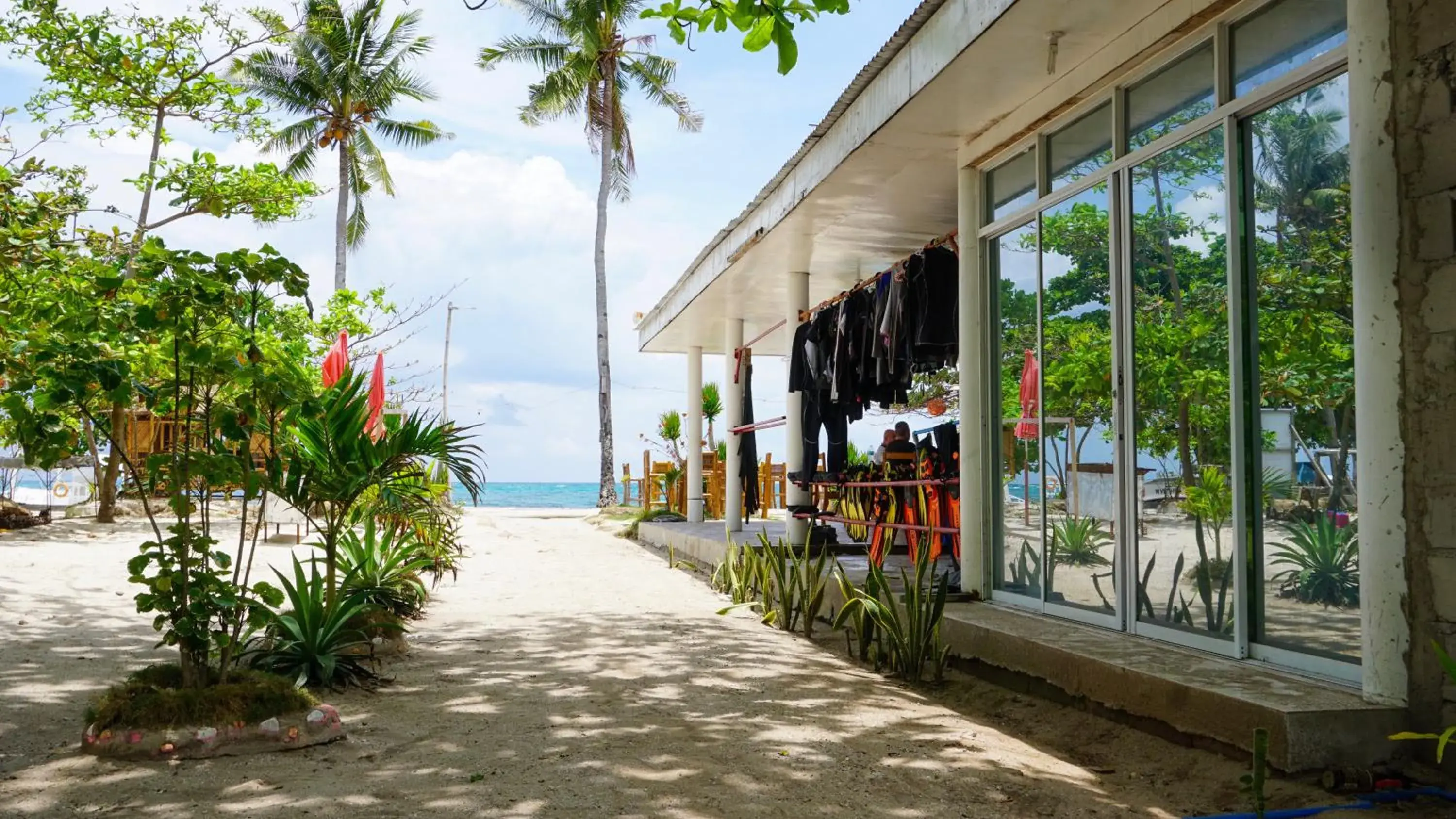 Mabuhay Thresher Dive Resort Mabuhay Thresher Dive Resort