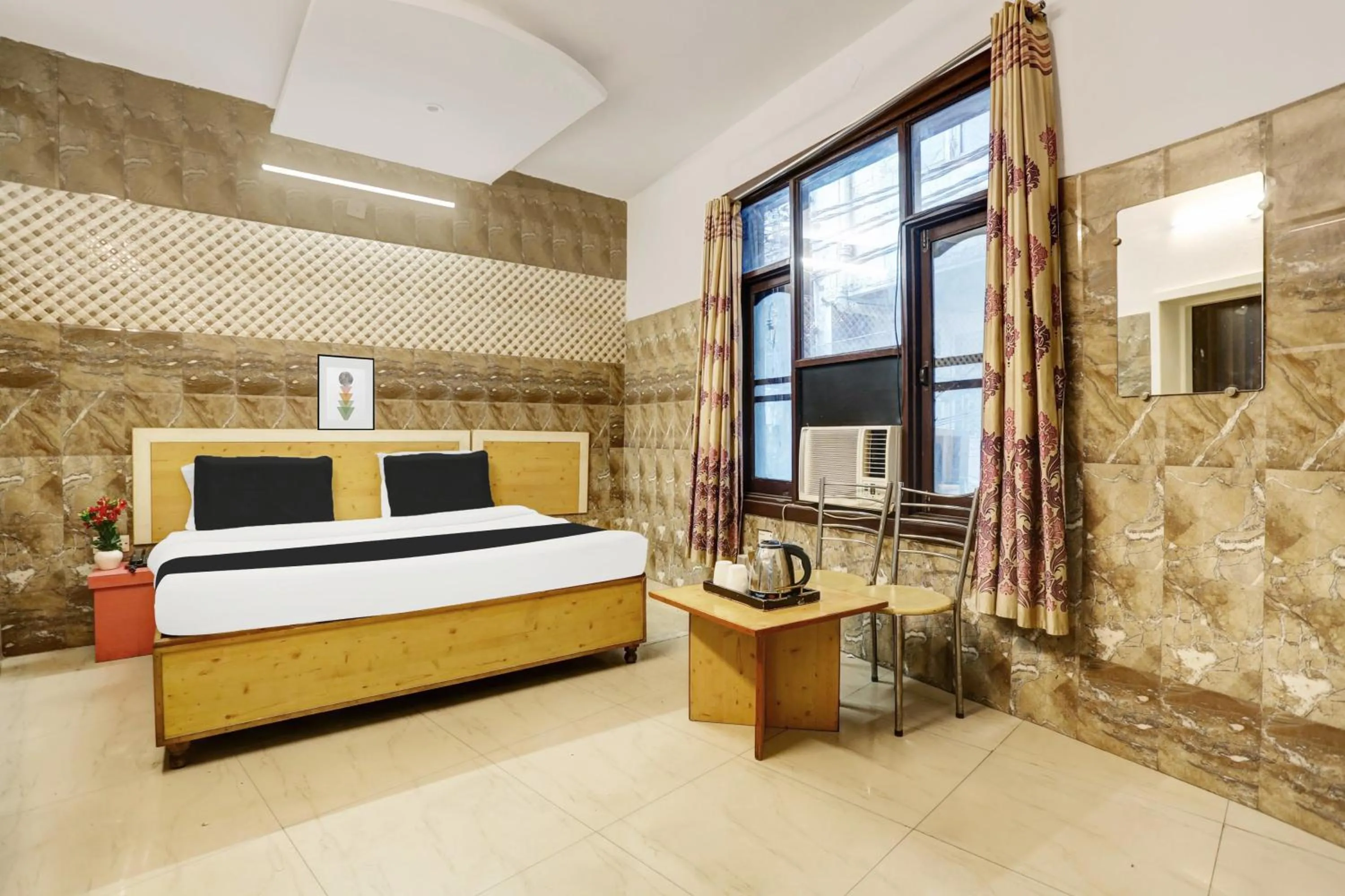 Hotel O Jammu Near Ragunath Bazaar Formerly GoodWill