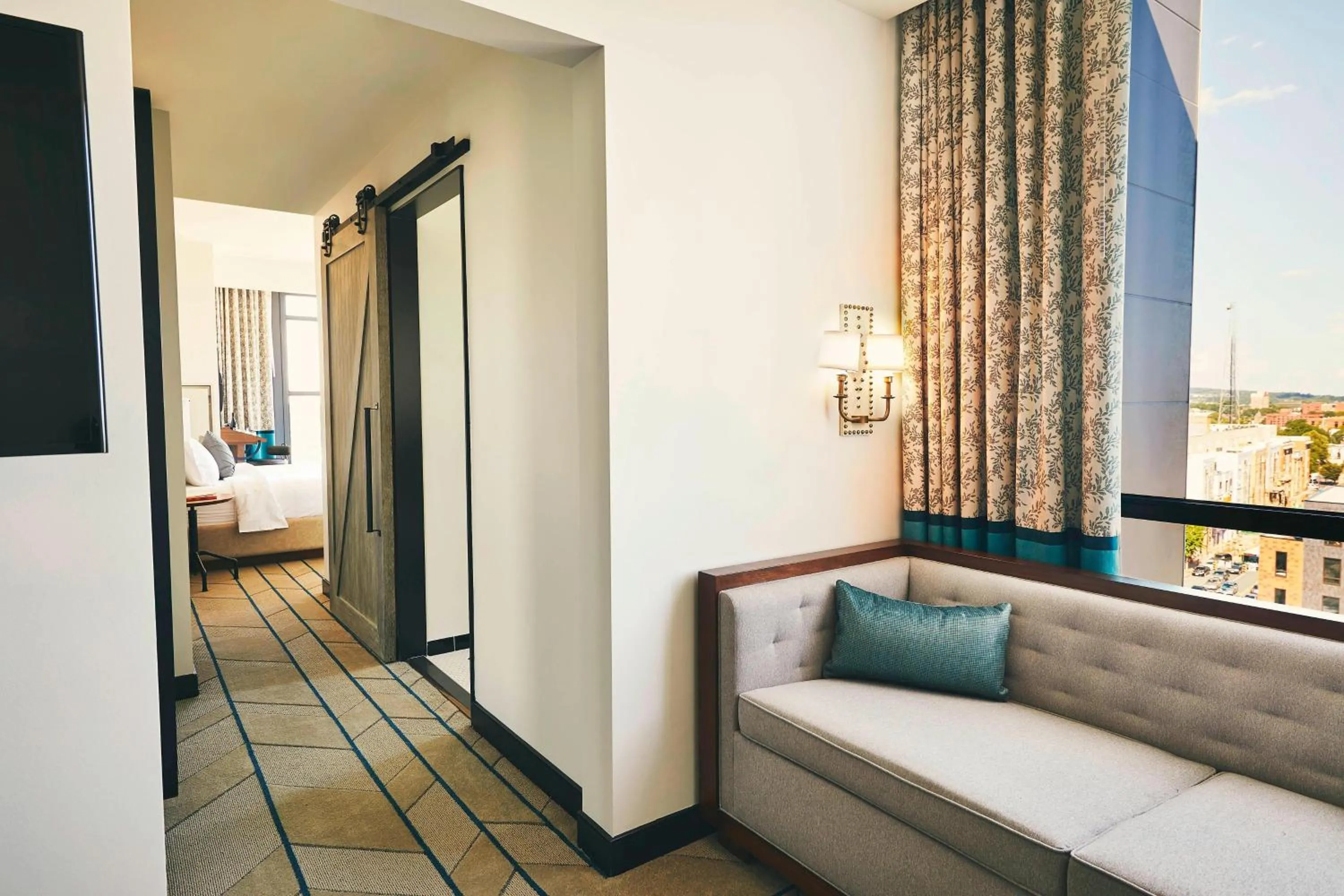 King Suite with City View in The Draftsman, Autograph Collection