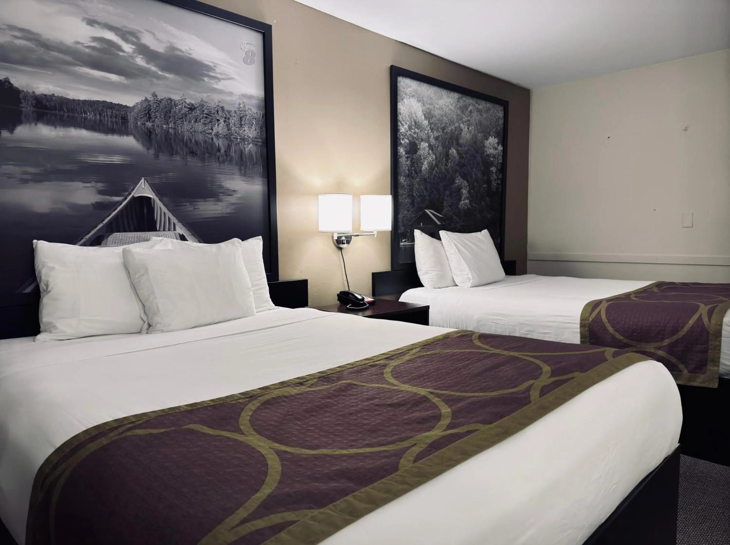 Suite with Two Queen Beds - Mobility Access/Non-Smoking in Super 8 by Wyndham Guelph