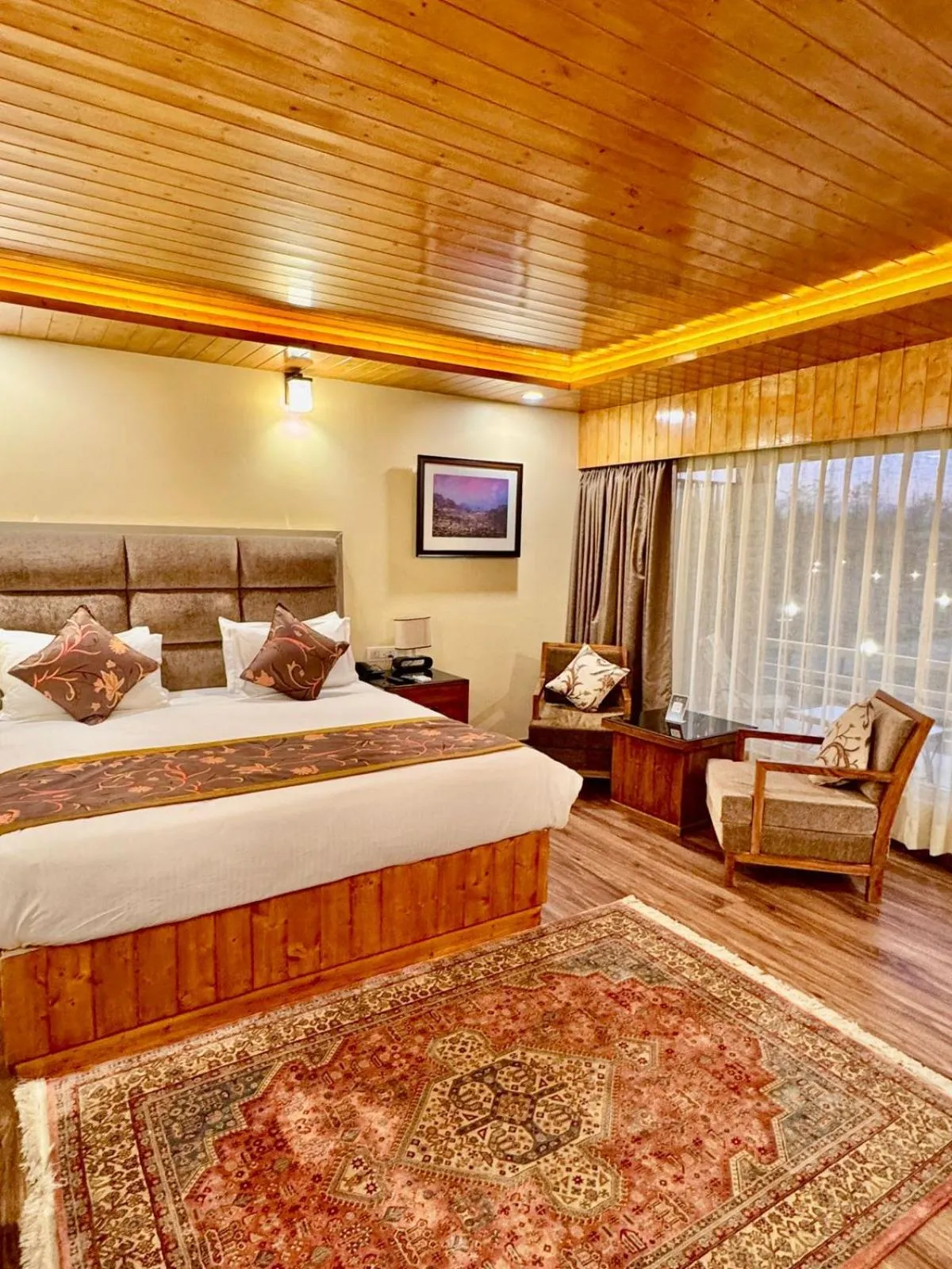 Luxury Bedroom with Balcony in The Orchard Retreat & Spa