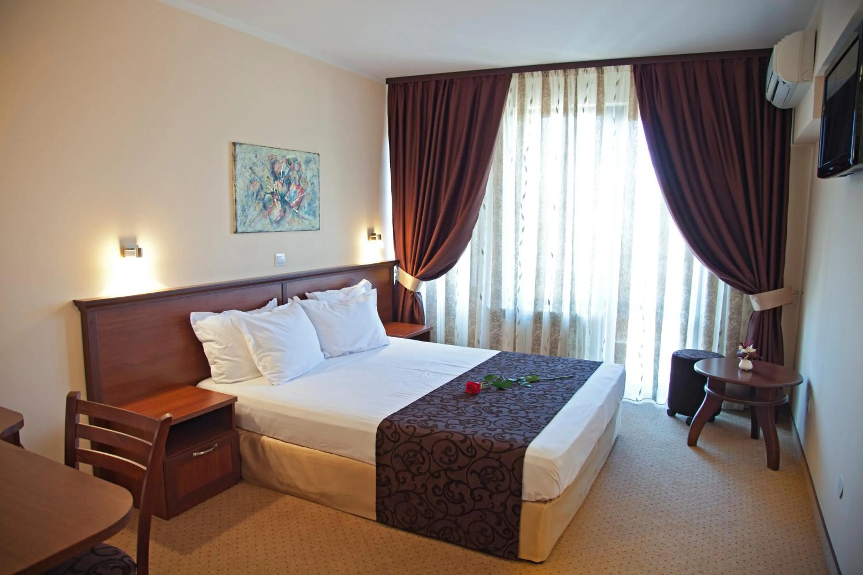 Standard Double Room in Favorit Hotel