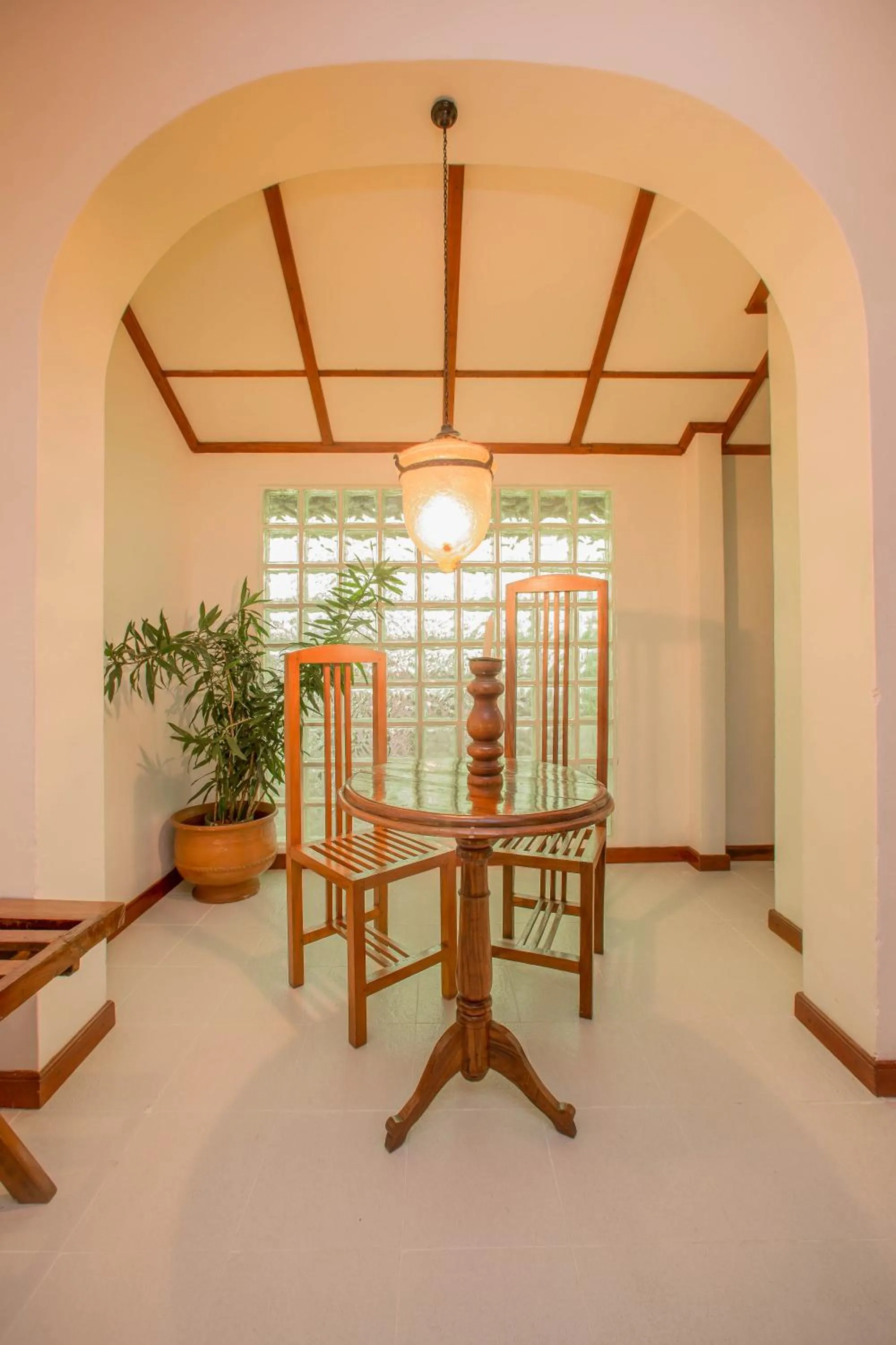 Deluxe Double with 10 minutes FREE Head Massage maximum for 1 person per room & 15% Discount on Beverages - single occupancy in Sigiriya Village