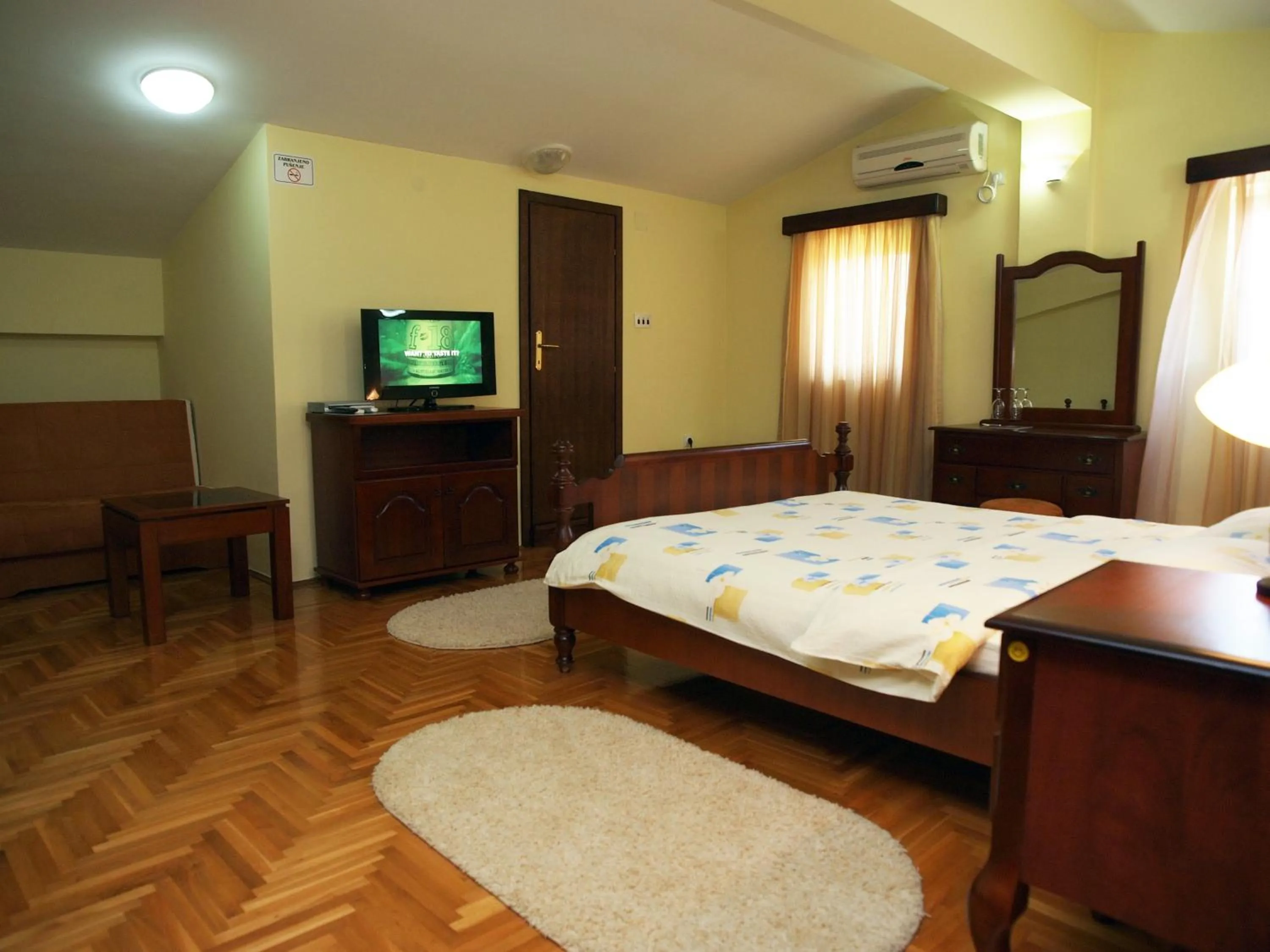 Twin Room - single occupancy in Hotel Laguna