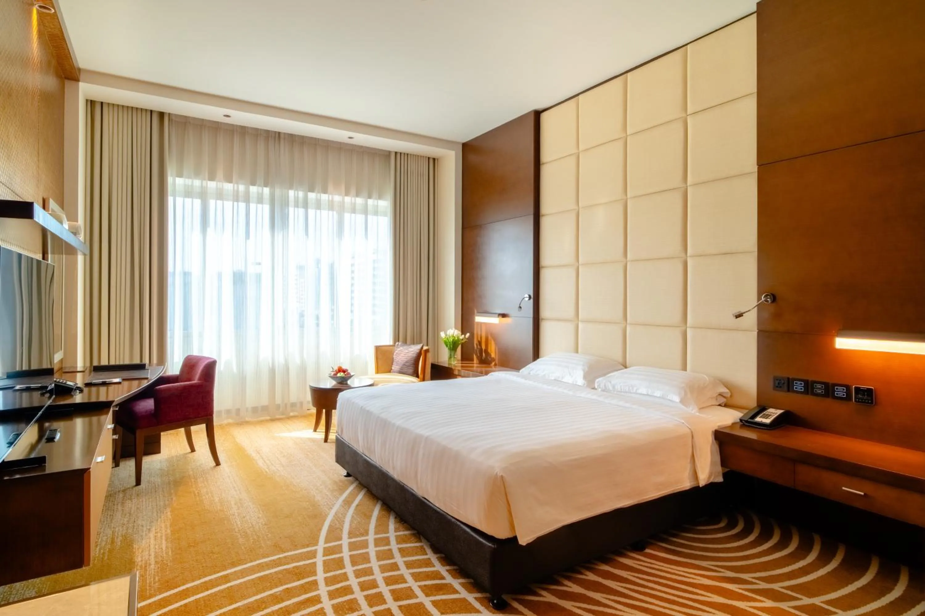 Executive Suite - Free Shuttle to Deira city center mall in Asiana Hotel Dubai