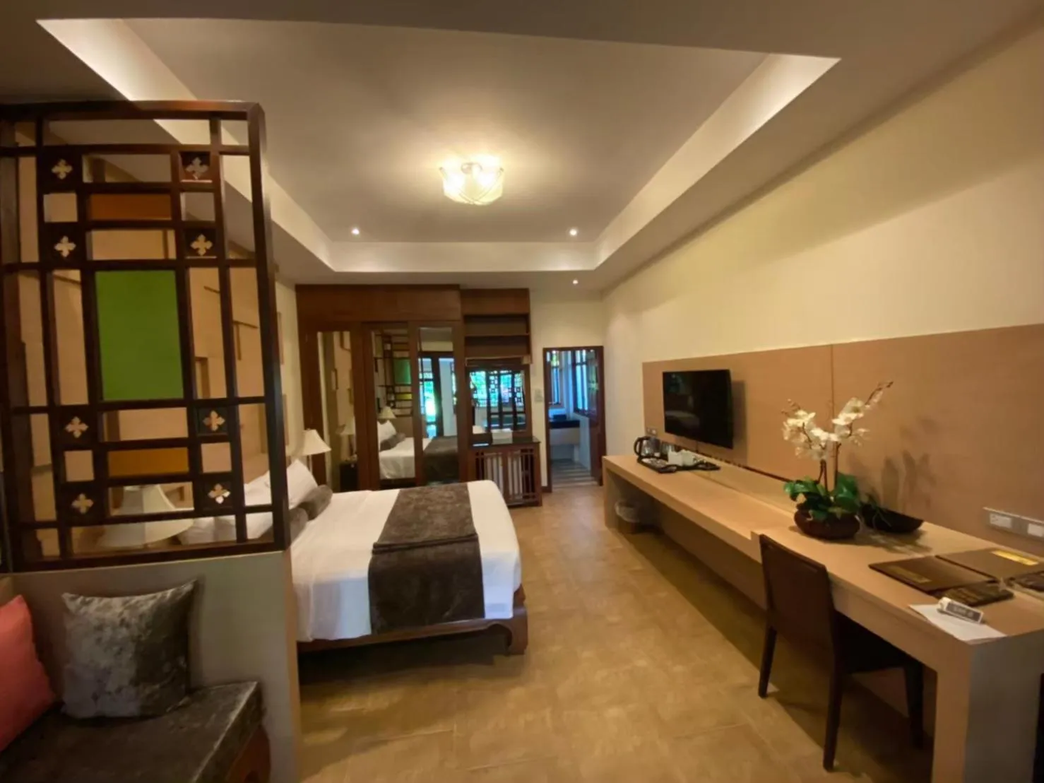 Grand Deluxe Double Room with Spa Bath in Smile House - Fisherman Village