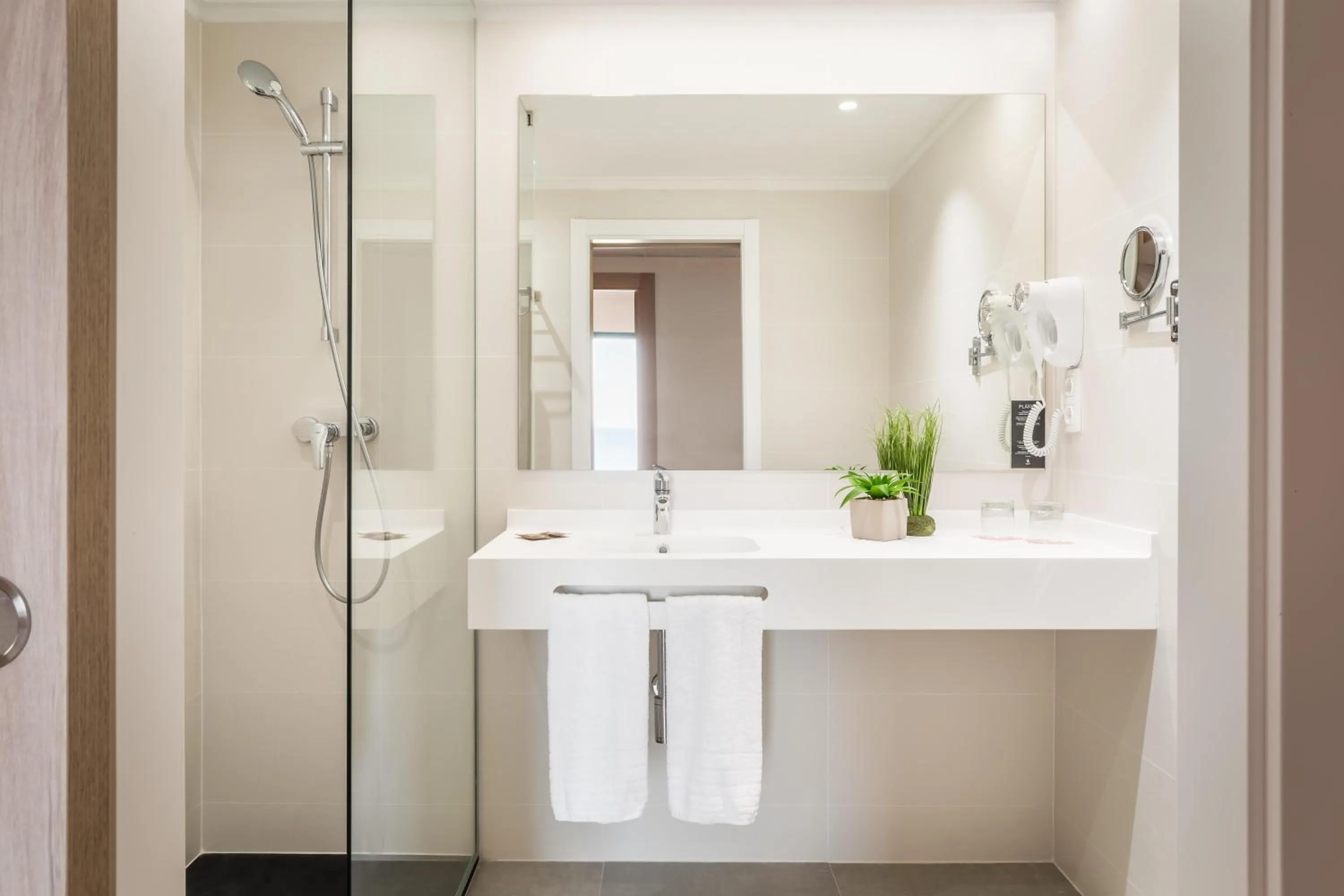 Double Room - Single Use in ALEGRIA Colonial Mar Aquafun