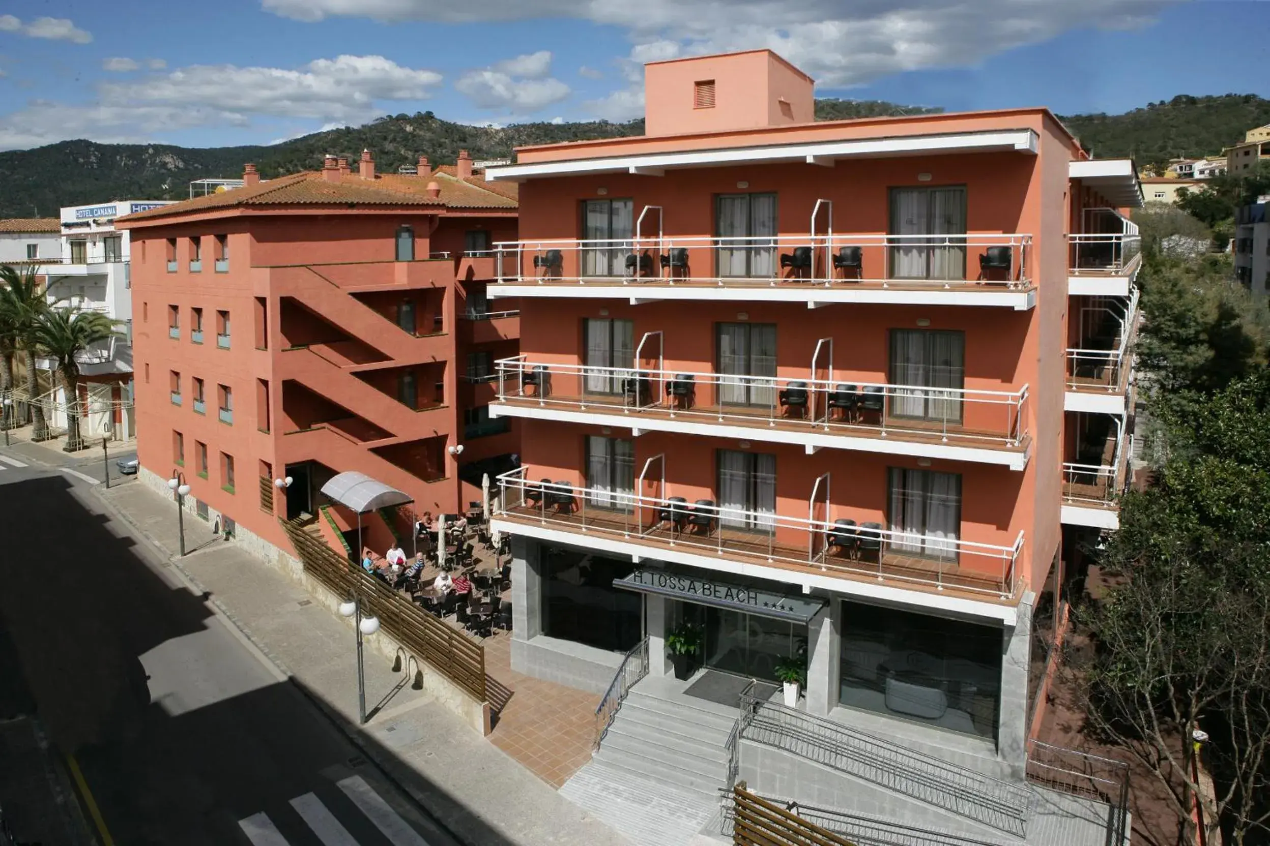Tossa Beach Center Tossa Beach Center