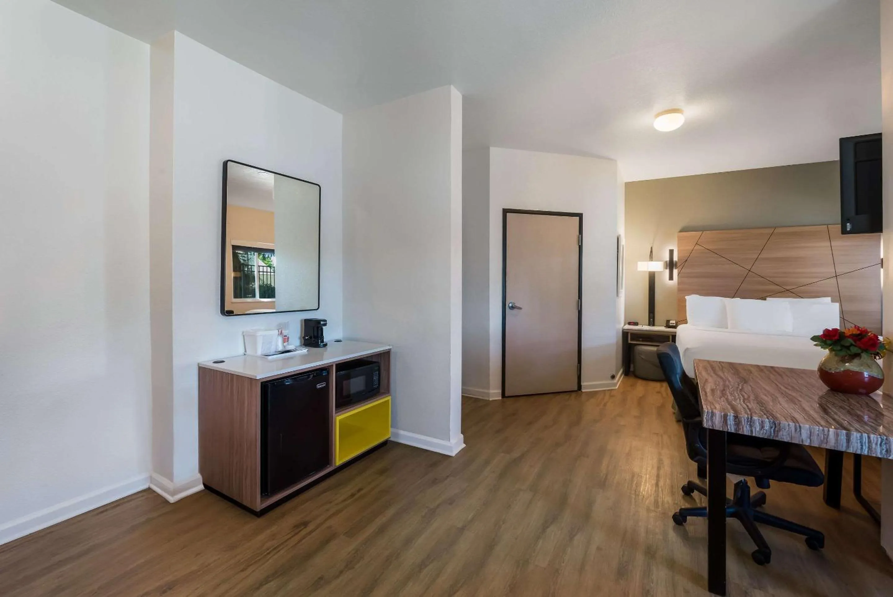 Family Junior Suite in Quality Inn Yuba City-Marysville