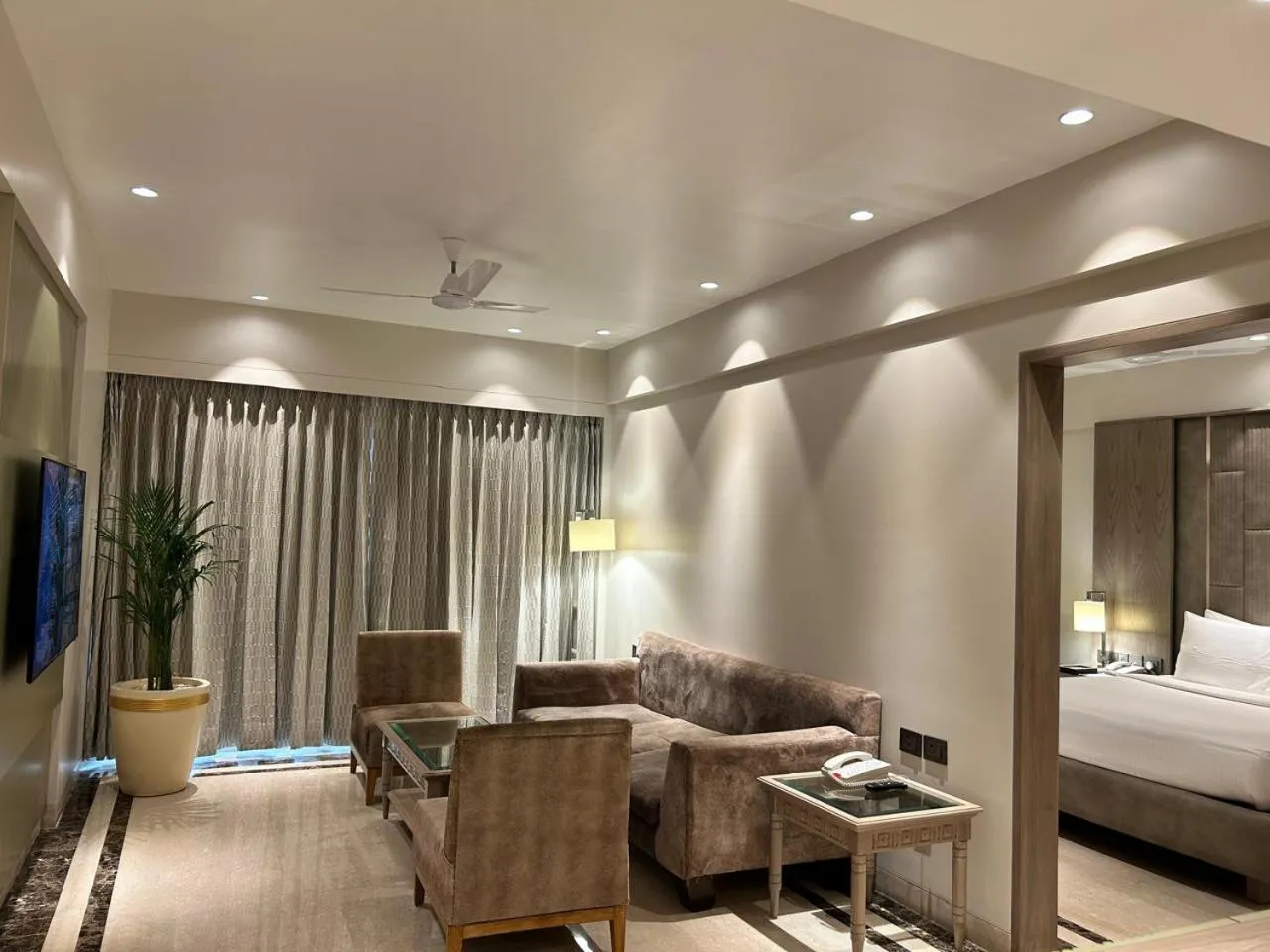  Executive Suite with complimentary 02 ways airport transfers, 10% discount on Food & Soft beverages , a platter of Fruits and Cookies , complimentary sauna and steam once during the stay, early check in and late check out by 4 Hrs subject to availability in Jaypee Siddharth
