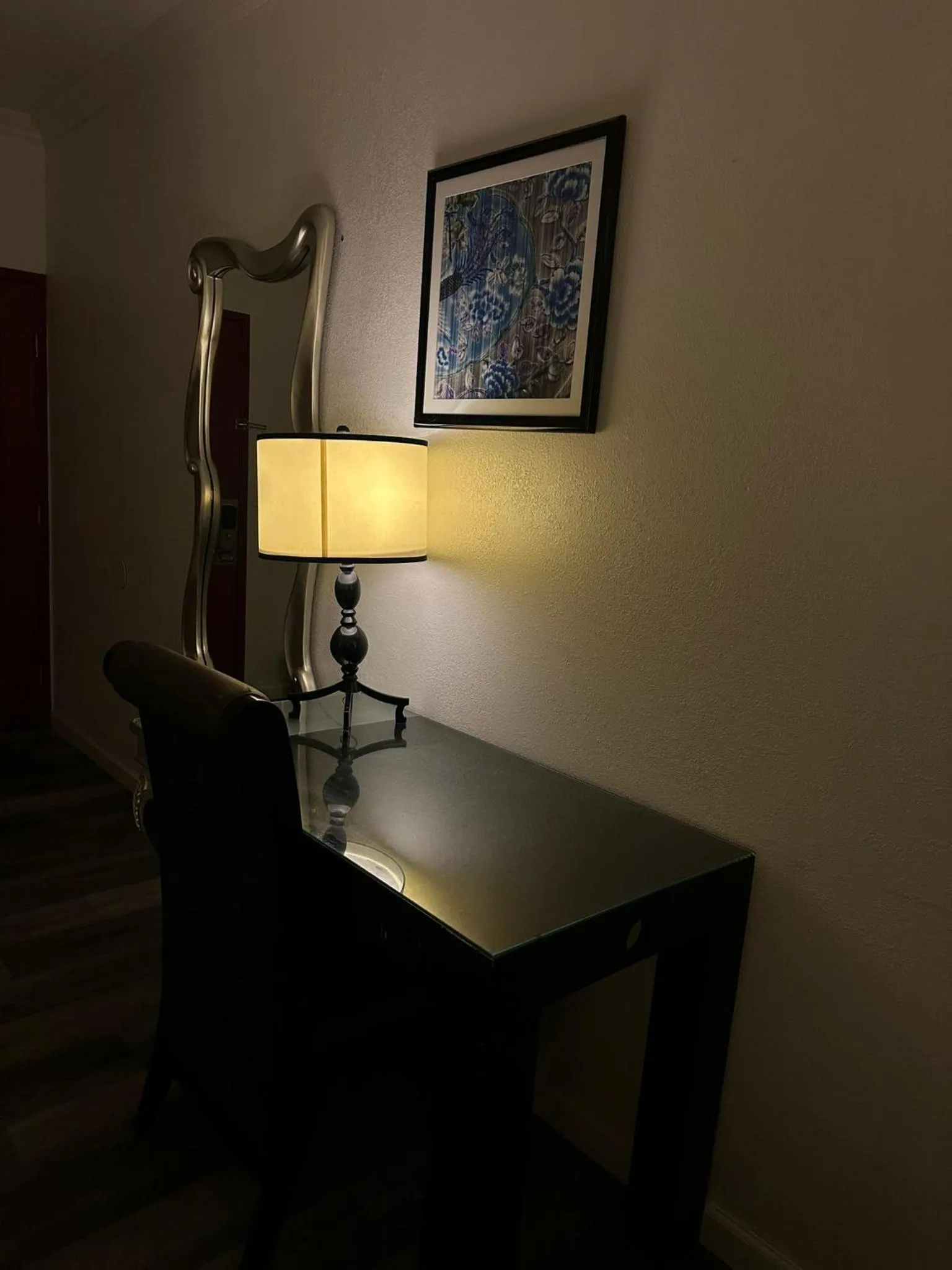 Queen Room with Two Queen Beds - Non-Smoking in Howard Johnson by Wyndham Bakersfield