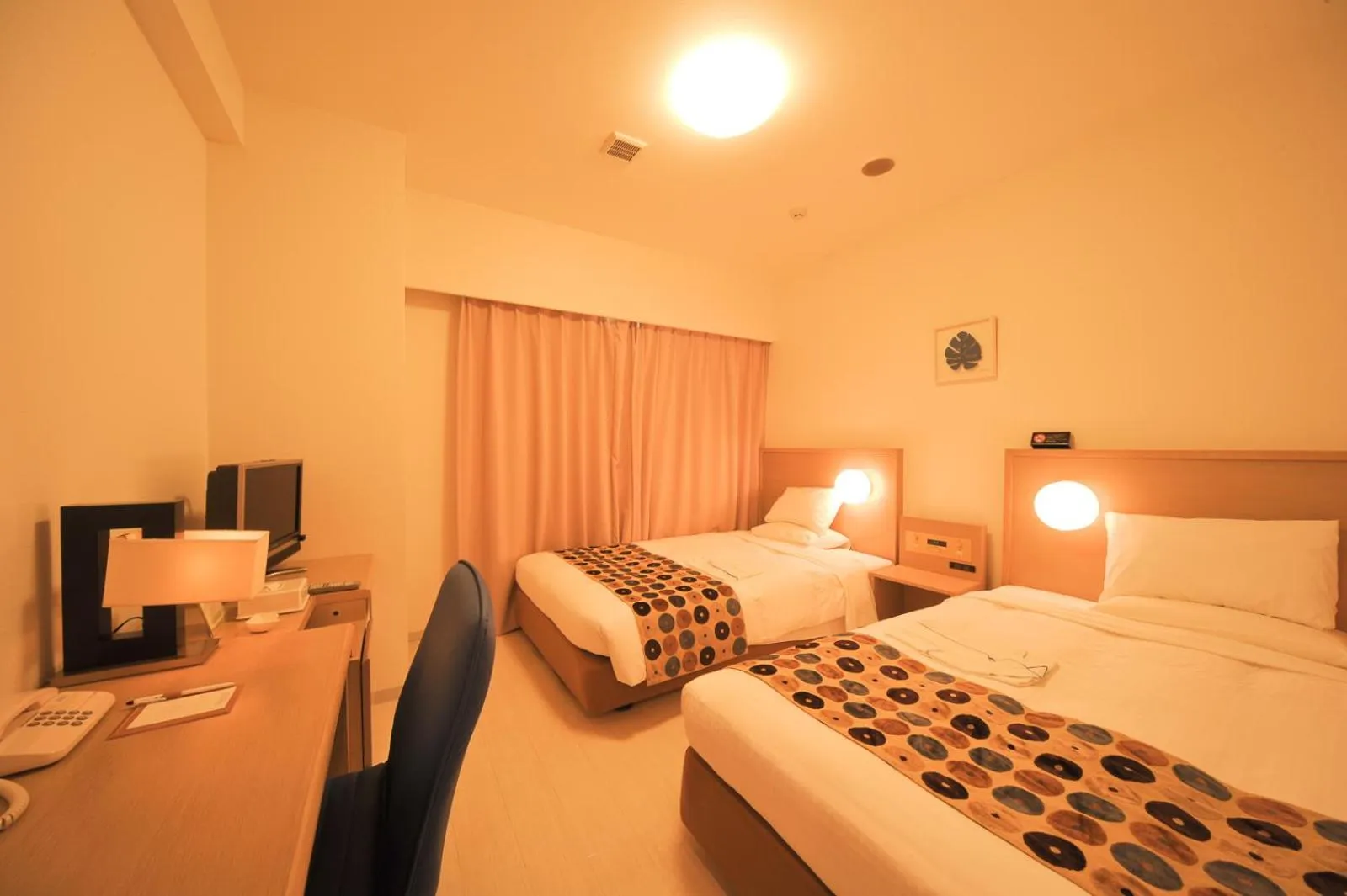 Twin Room - Non-Smoking in Smile Hotel Okinawa Naha (Tomari Port)