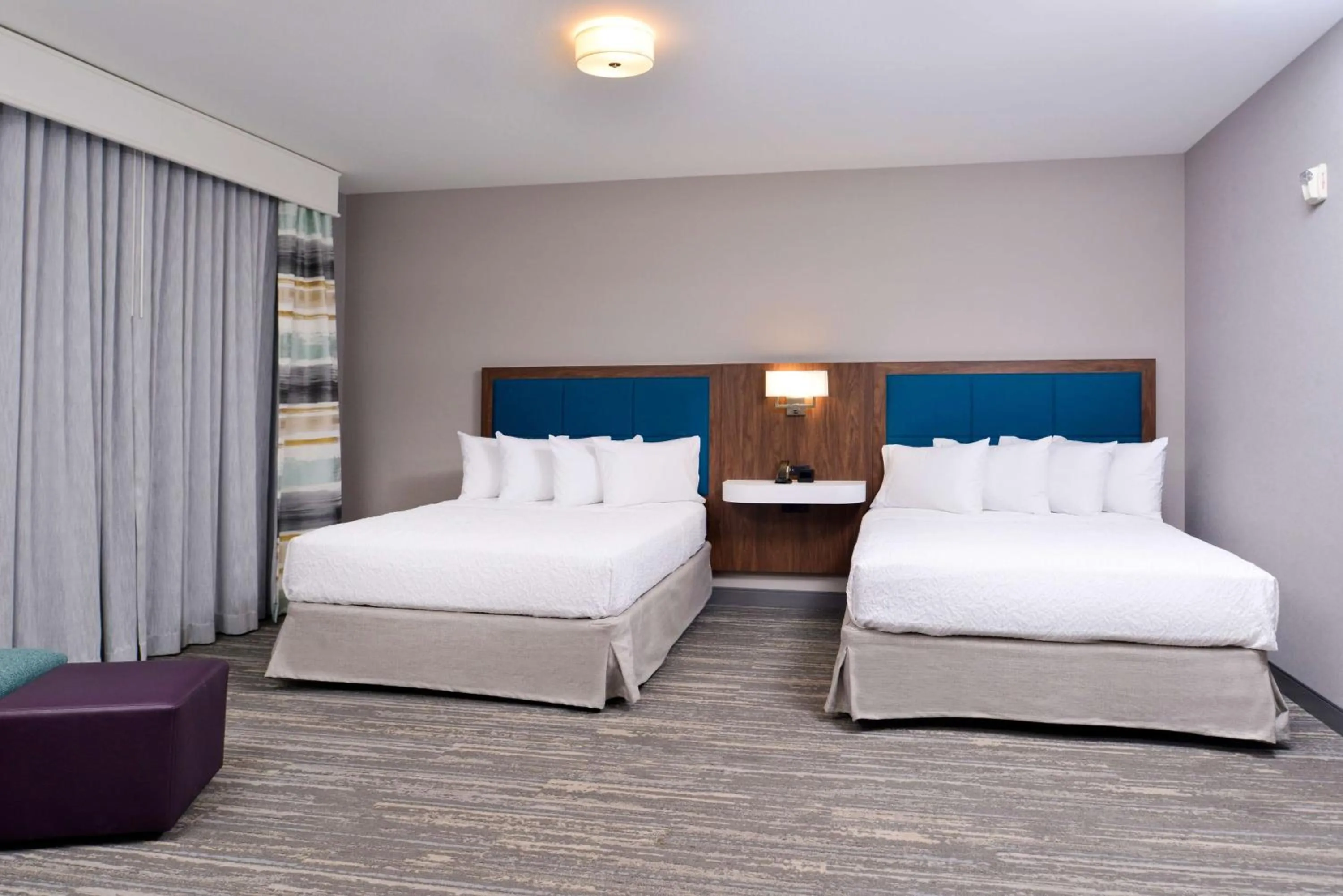 Suite with Two Queen Beds and Bath Tub - Mobility and Hearing Access/Non-Smoking in Hampton Inn & Suites Boise/Spectrum