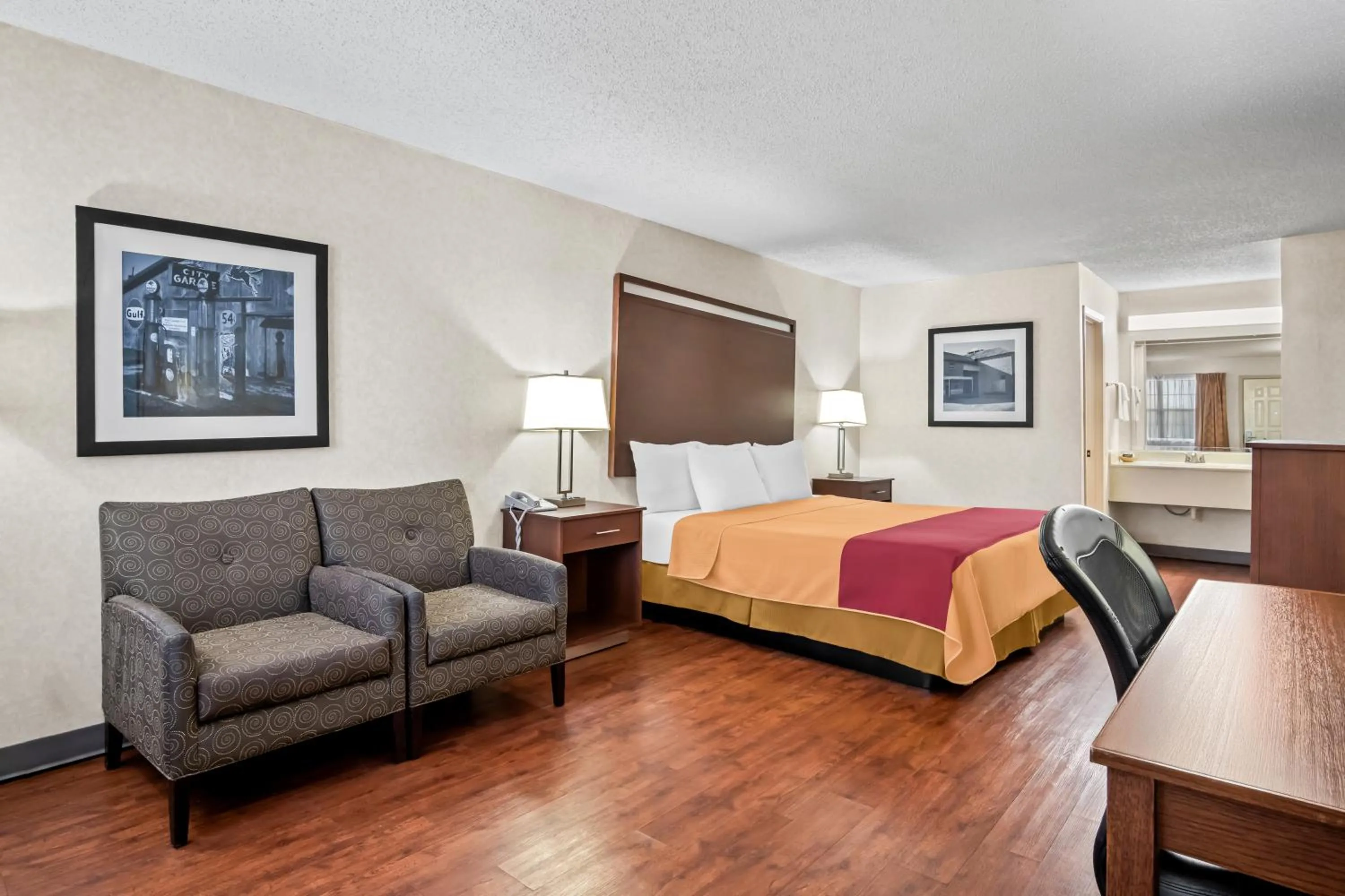 King Room - Smoking  in Americas Best Value Inn Midlothian