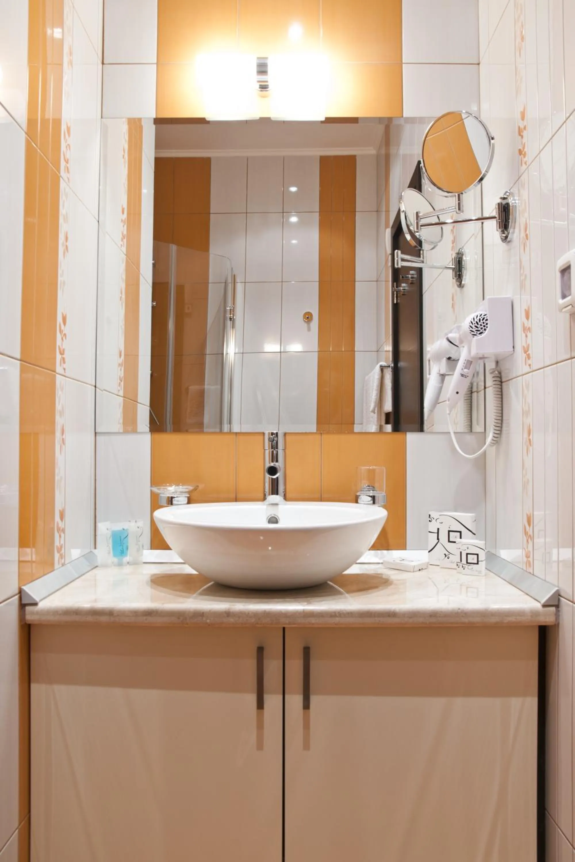 Bathroom in Efbet Hotel