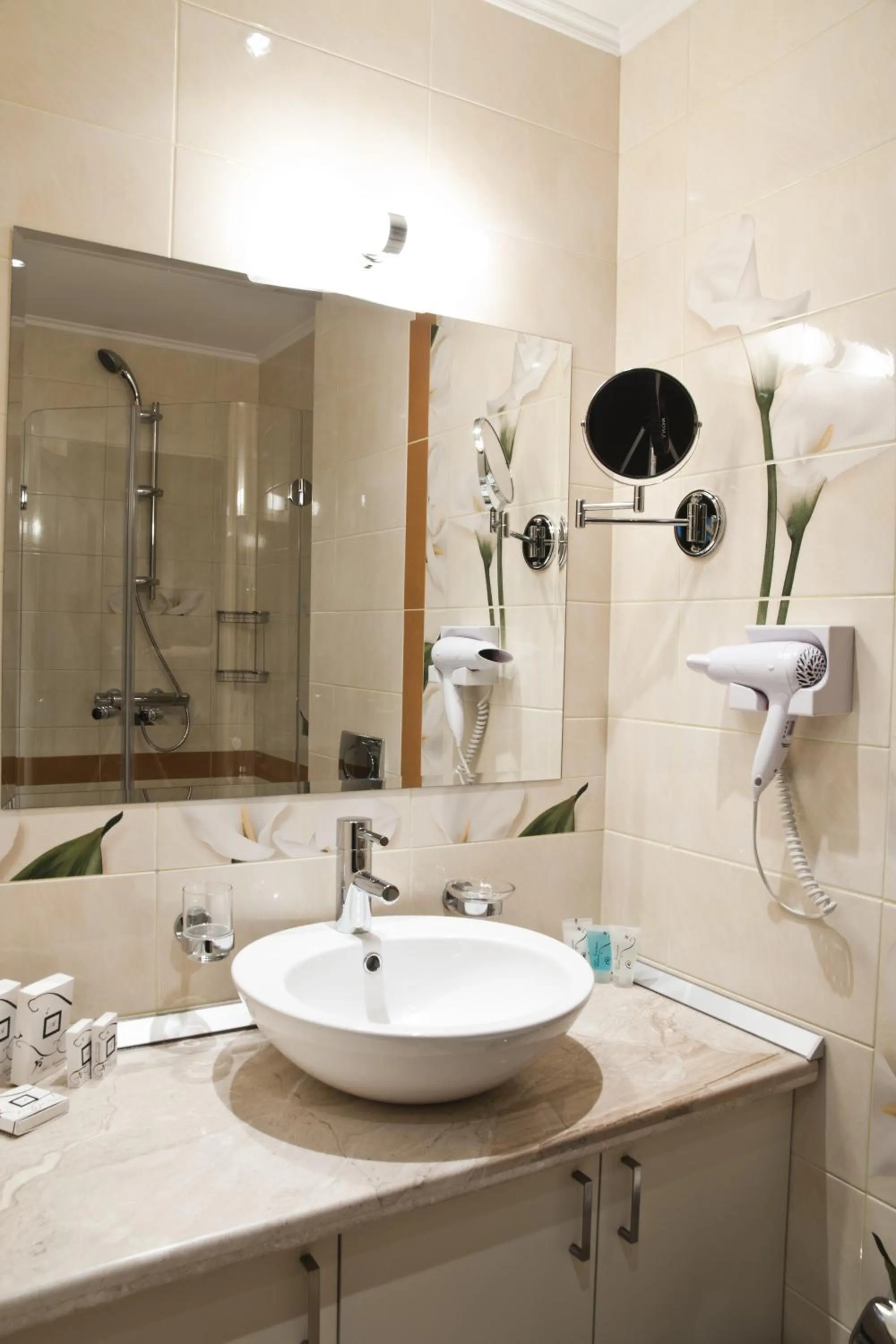 Bathroom in Efbet Hotel