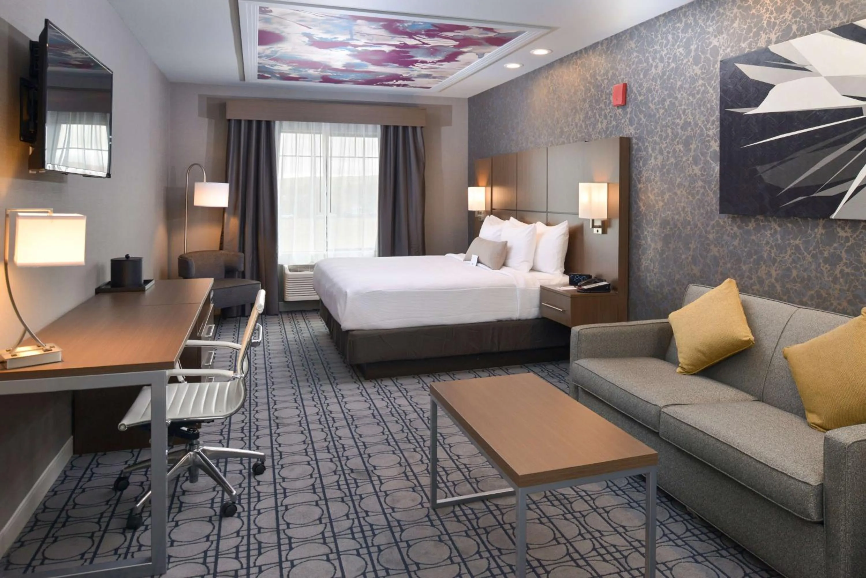 King Room - Non-Smoking in Best Western Plus Coalinga Inn