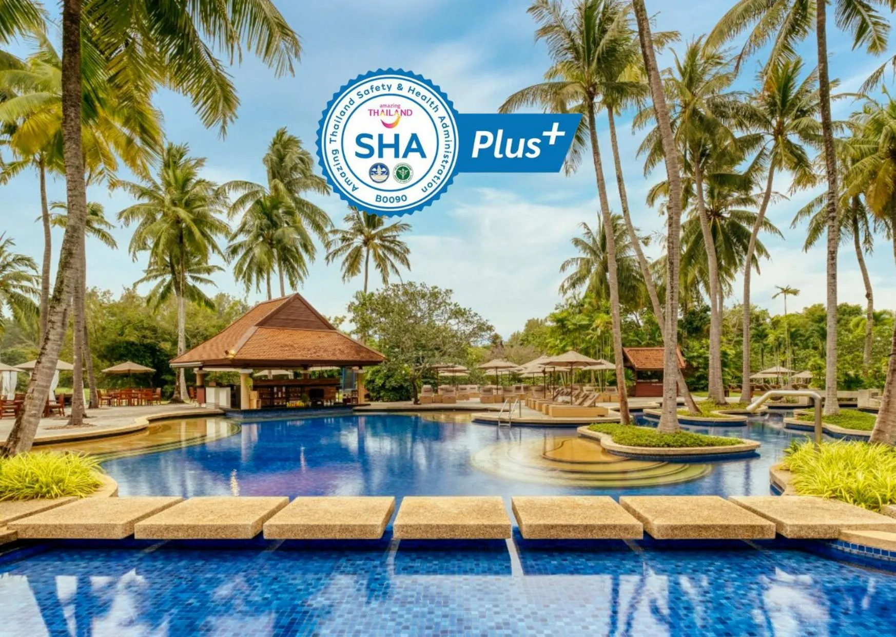 Swimming pool in Banyan Tree Phuket
