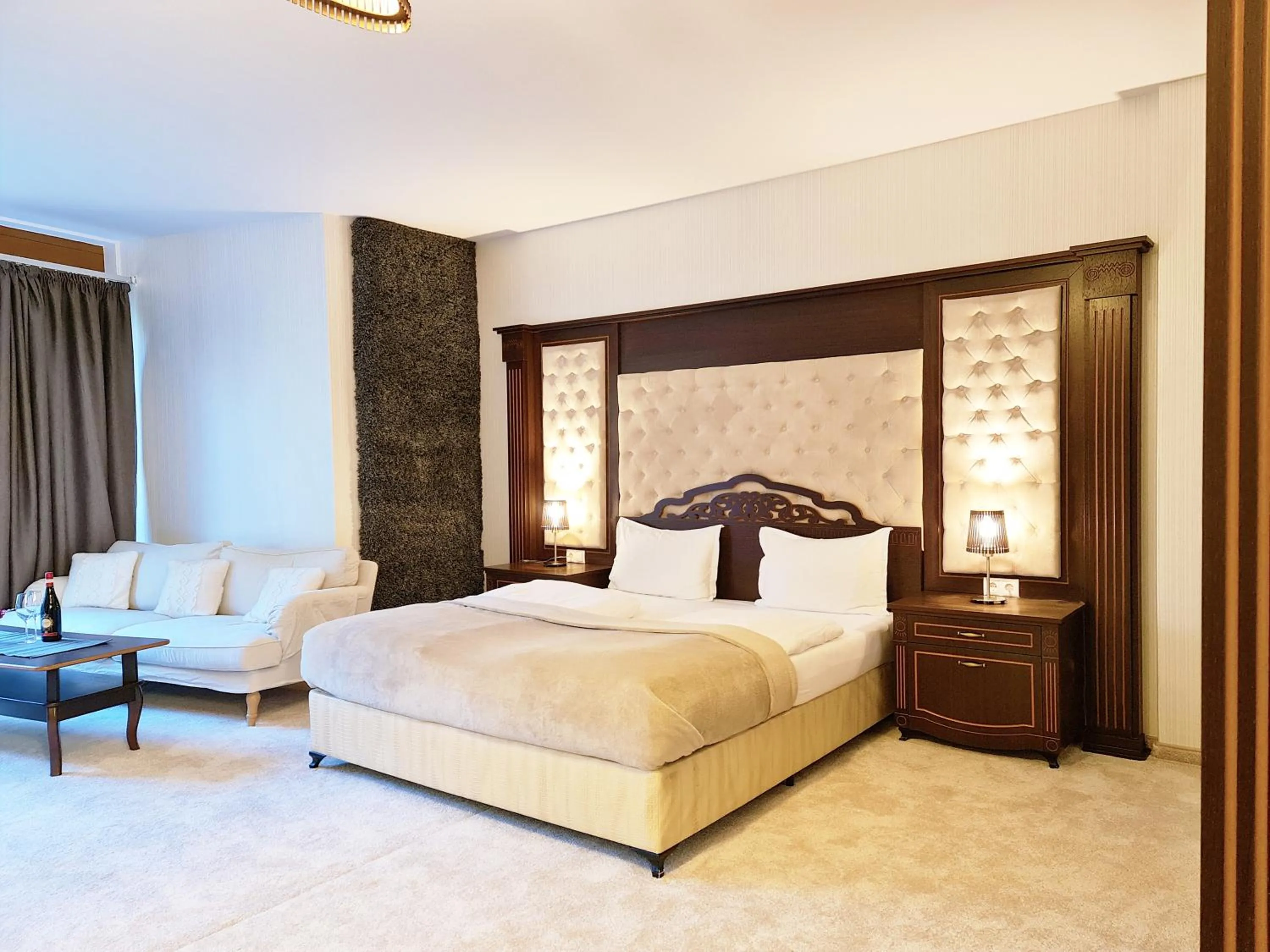 Bed in River Lodge