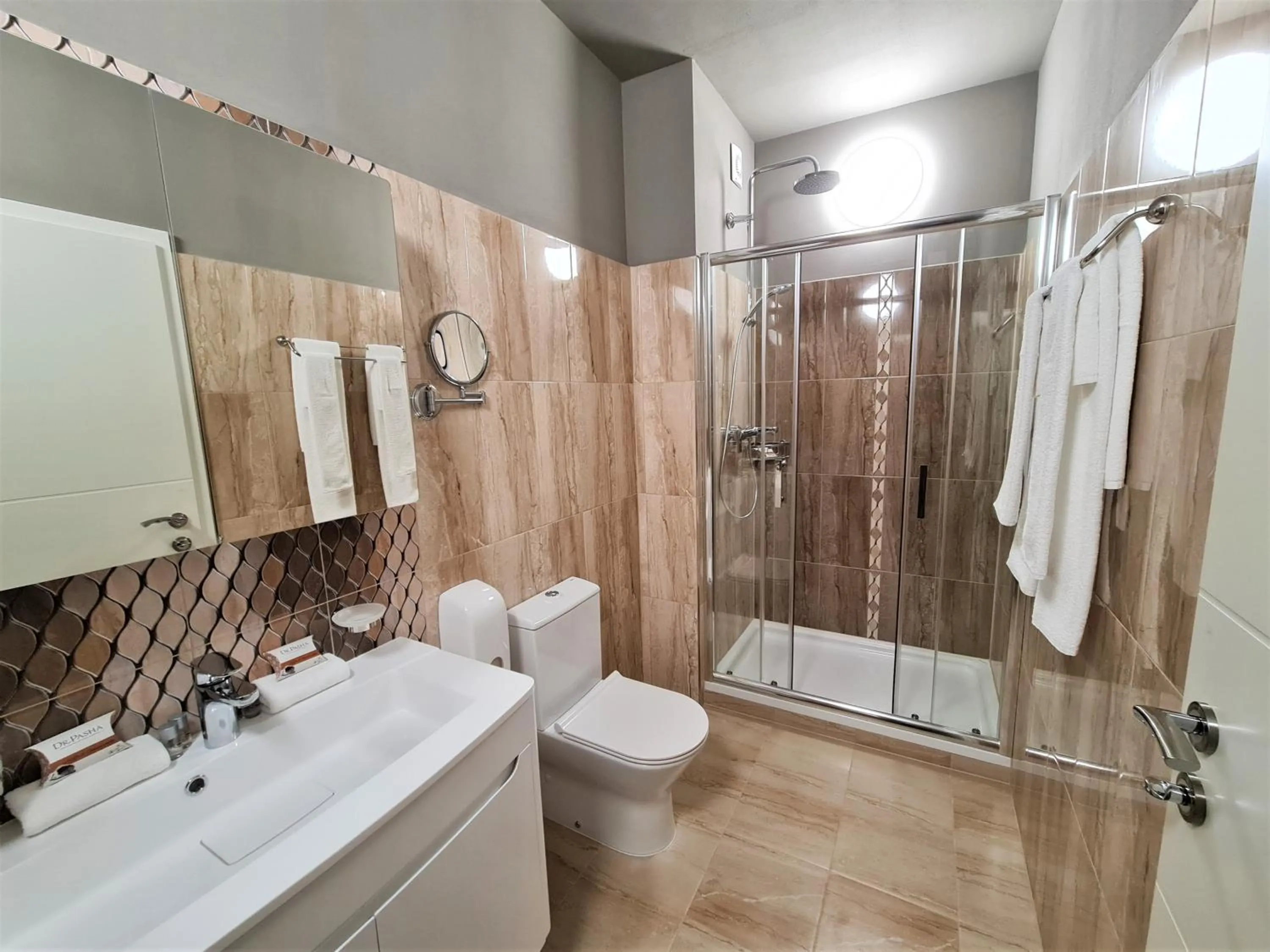 Bathroom in River Lodge