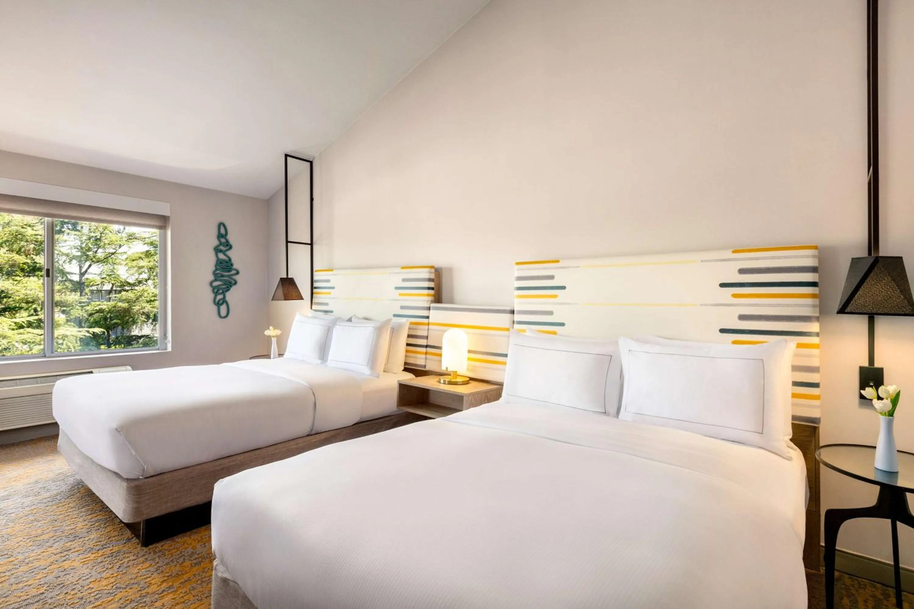 Queen Room with Two Queen Beds - Disability Access in DoubleTree by Hilton Campbell - Pruneyard Plaza