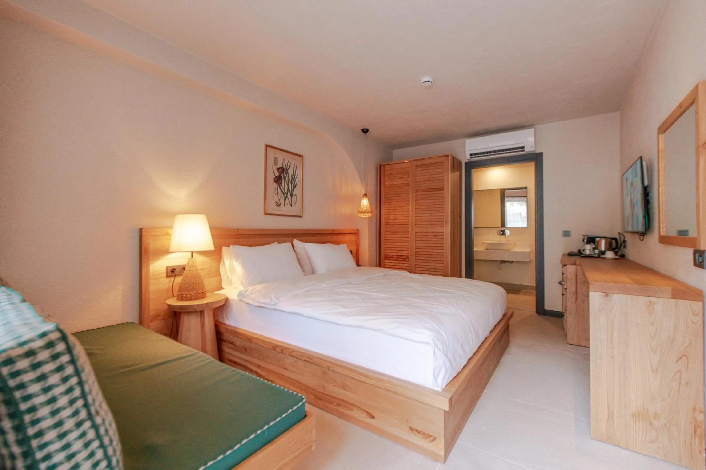 Double Garden Room in Unsal Hotel