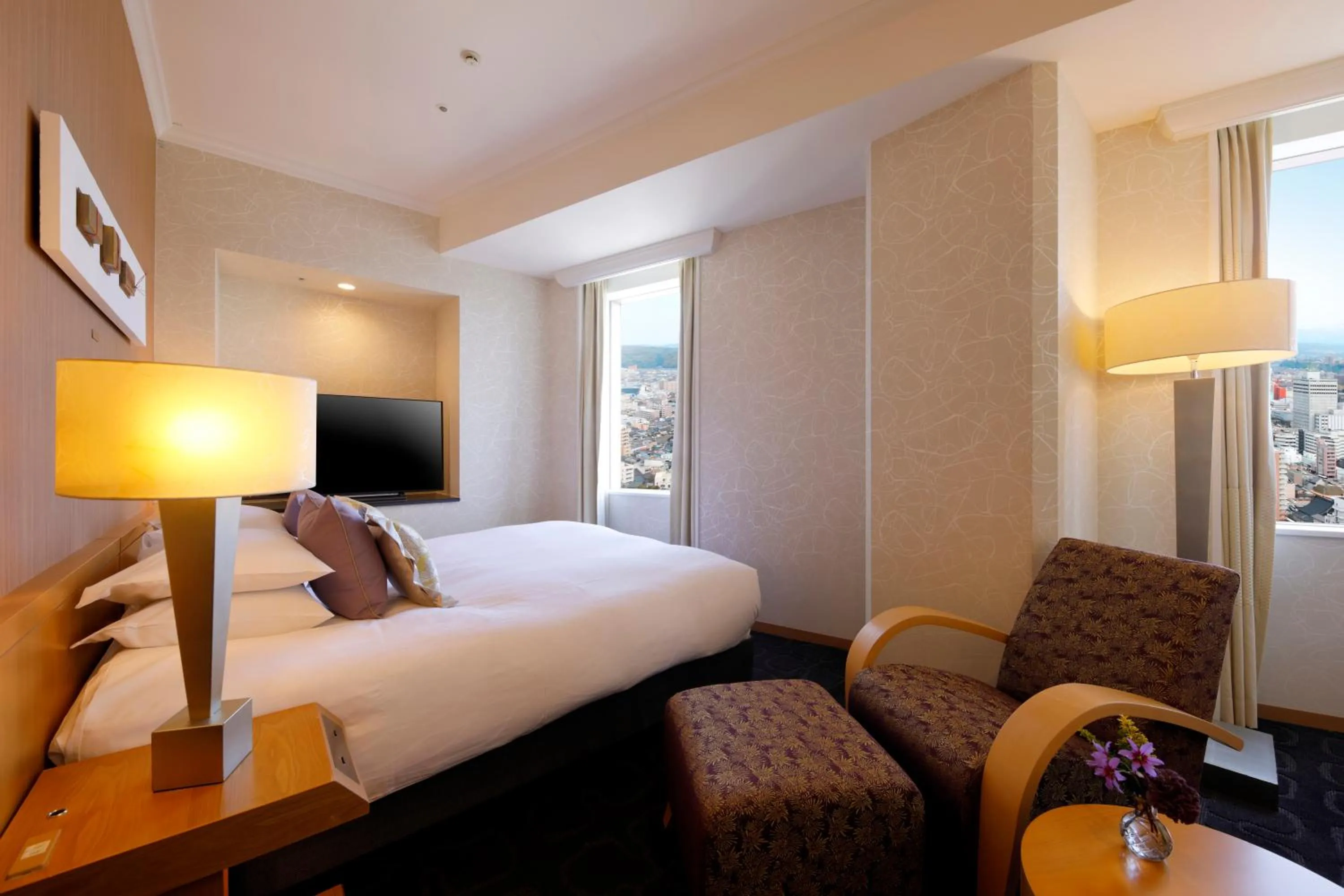Luxury Floor Queen Room - Non-Smoking in Hotel Nikko Kanazawa