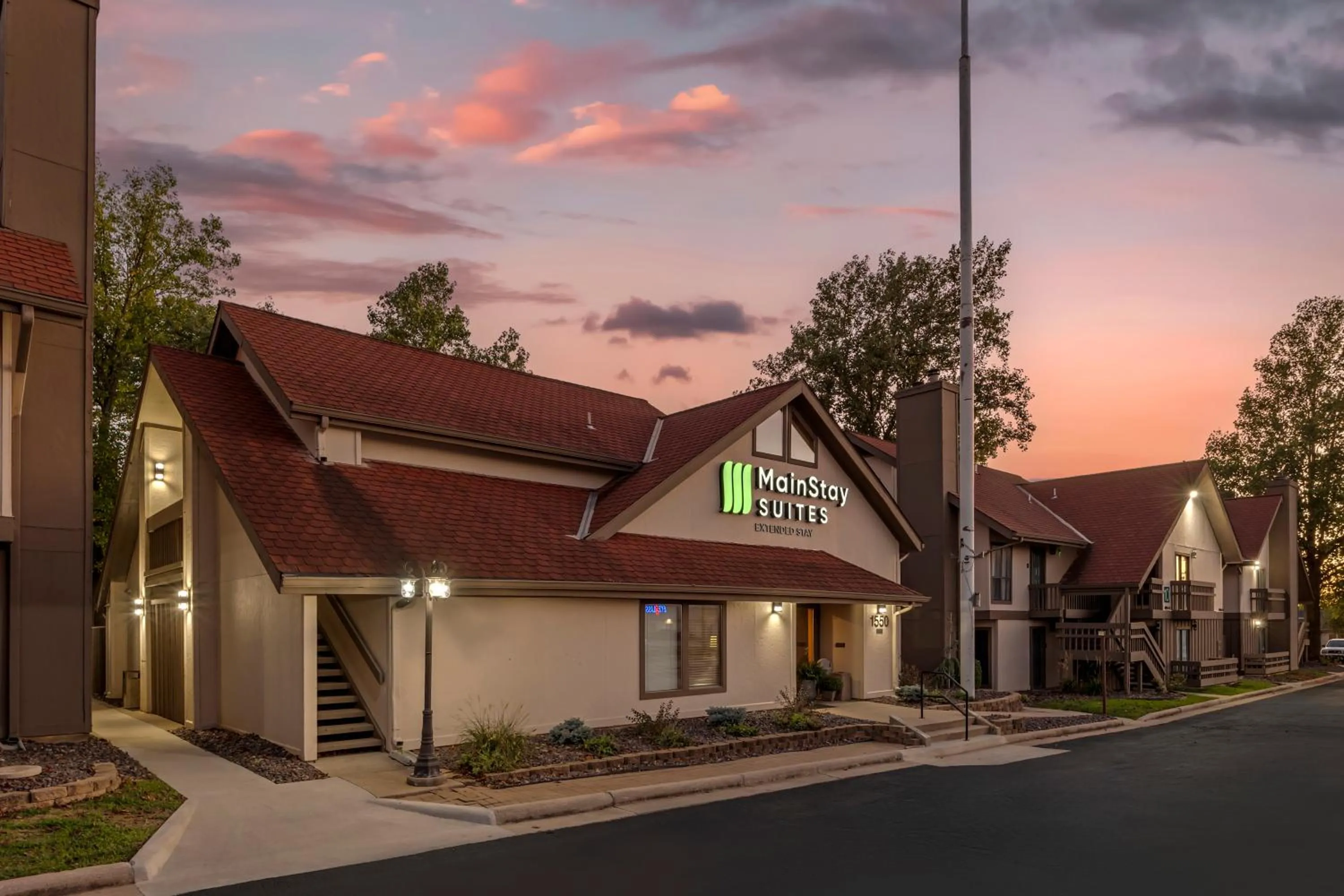 Property building in MainStay Suites Springfield South - Battlefield Rd