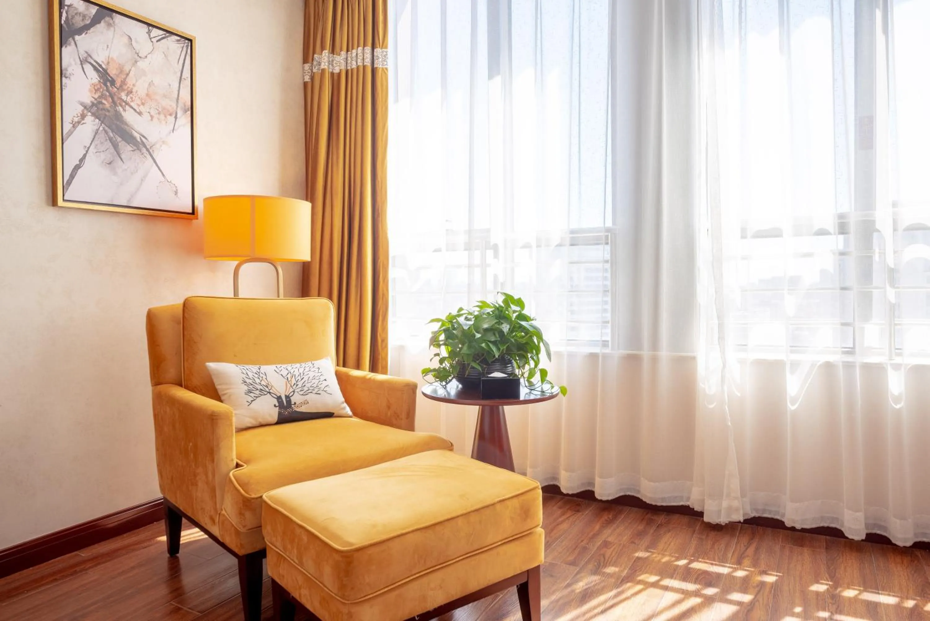 Photo of the whole room in Beijing Sunflower Hotel--Beijing Universal Studios Resort