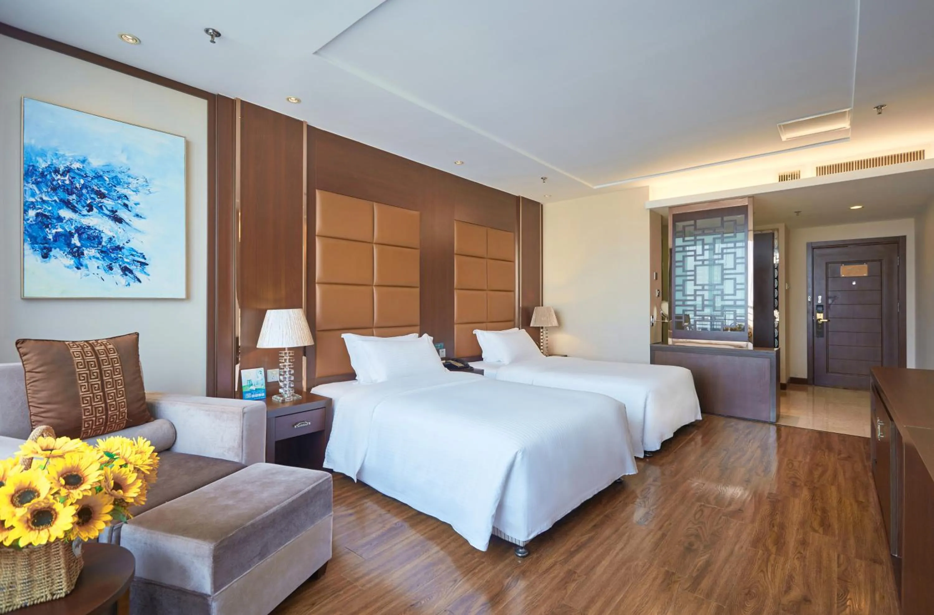 Business Twin Room in Beijing Sunflower Hotel--Beijing Universal Studios Resort