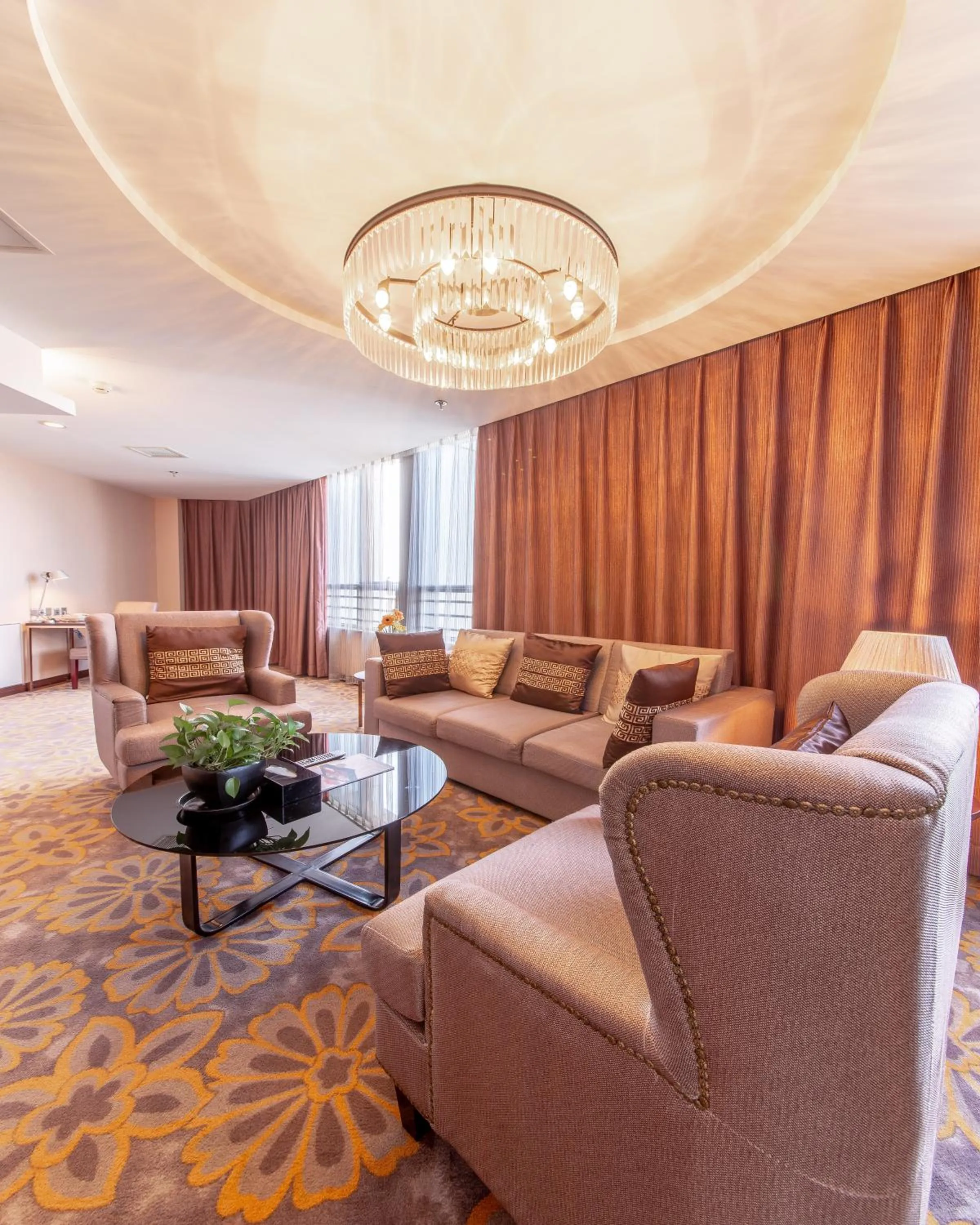 Living room in Beijing Sunflower Hotel--Beijing Universal Studios Resort