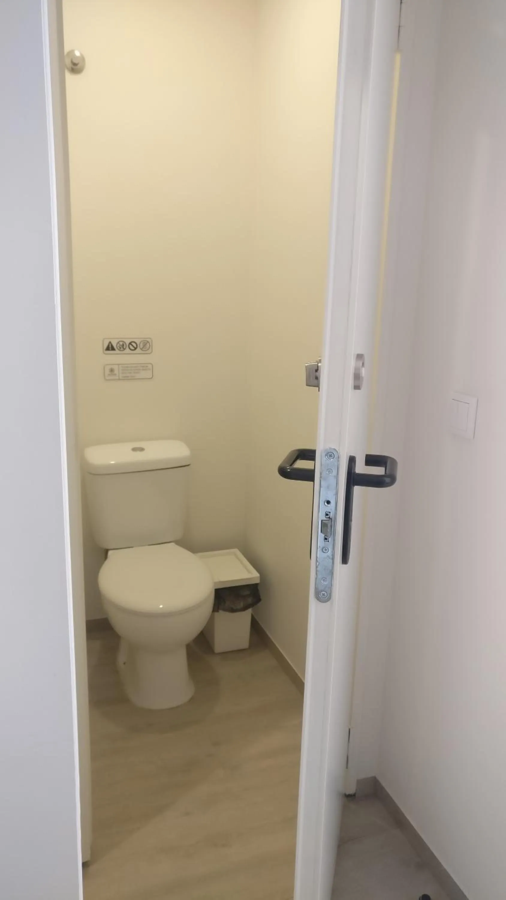 Family Room with Bathroom in WOT Ericeira Surf Hostel