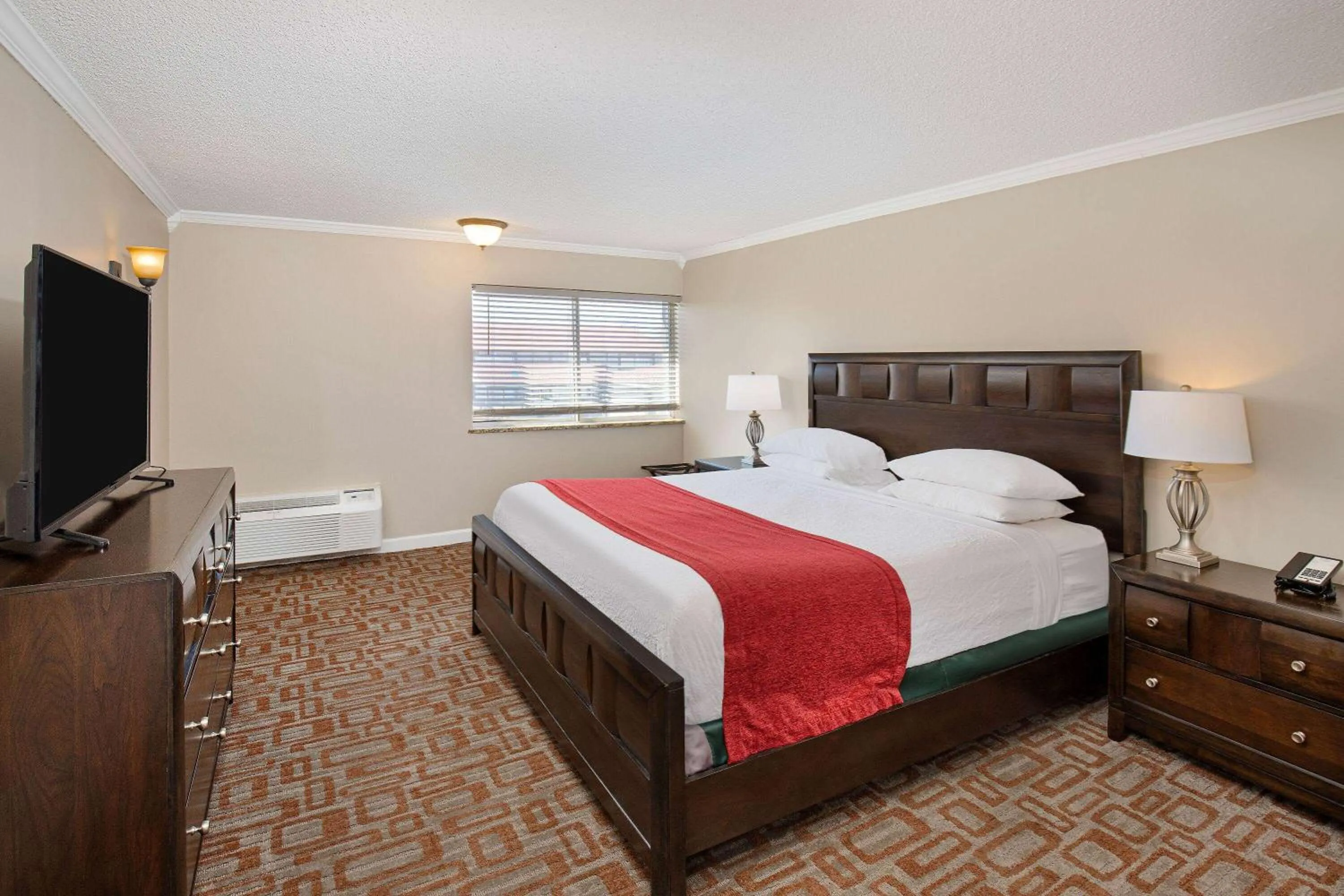 One-Bedroom King Suite - Non-Smoking in Ramada by Wyndham Bowling Green