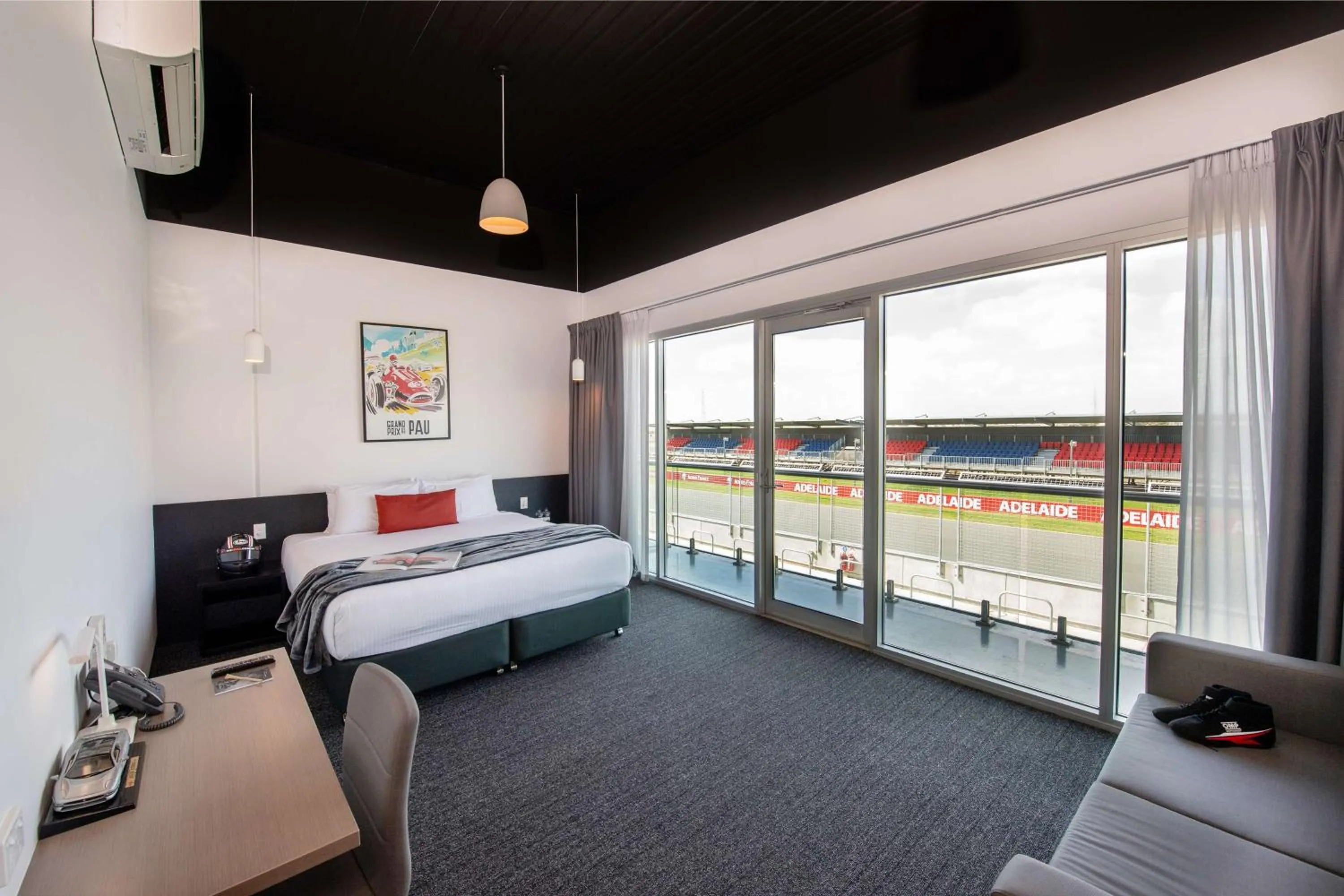 Executive Suite in Rydges Pit Lane