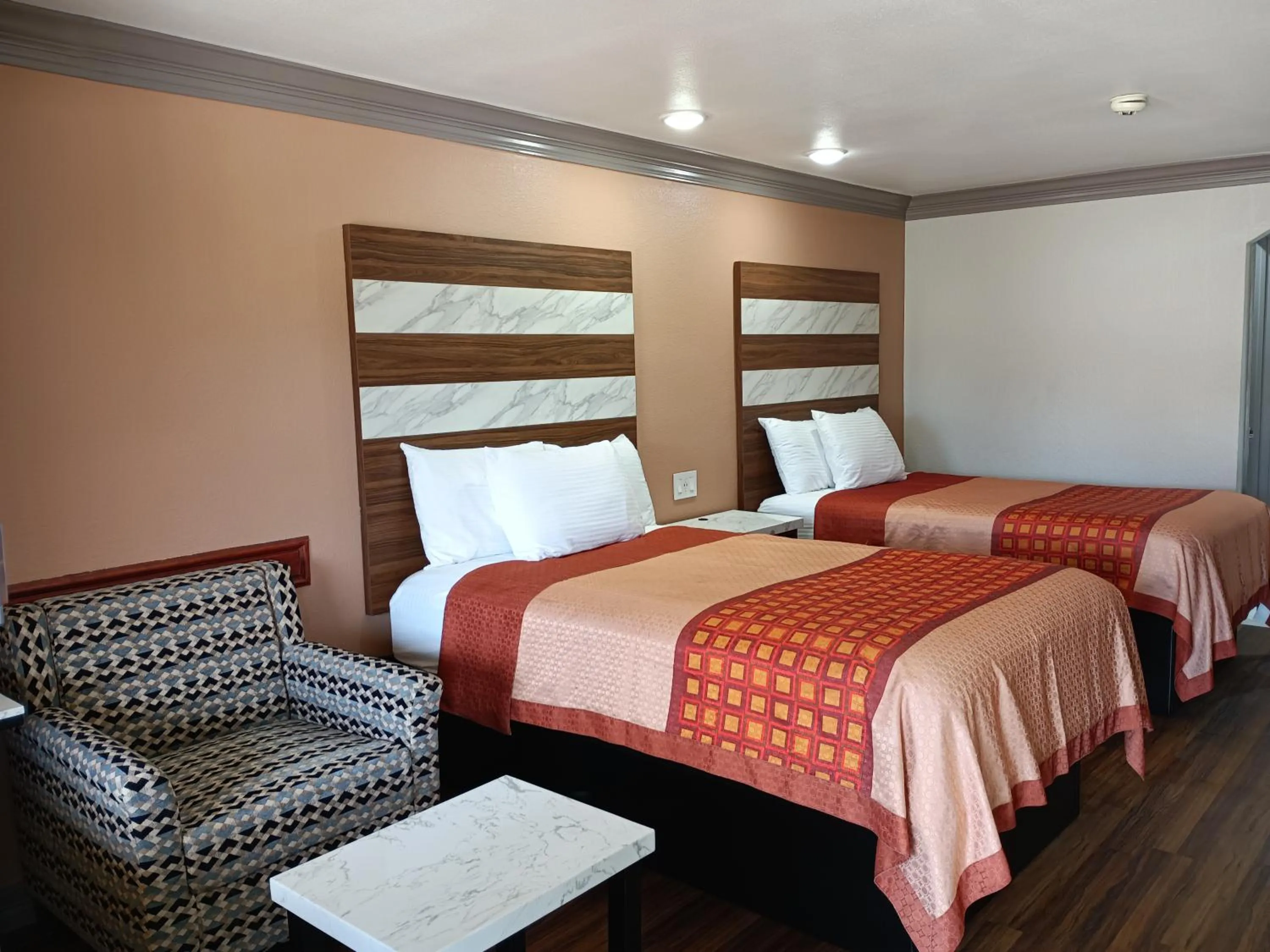 Double Room with Two Double Beds in Americas Best Value Inn & Suites-Alvin/Houston