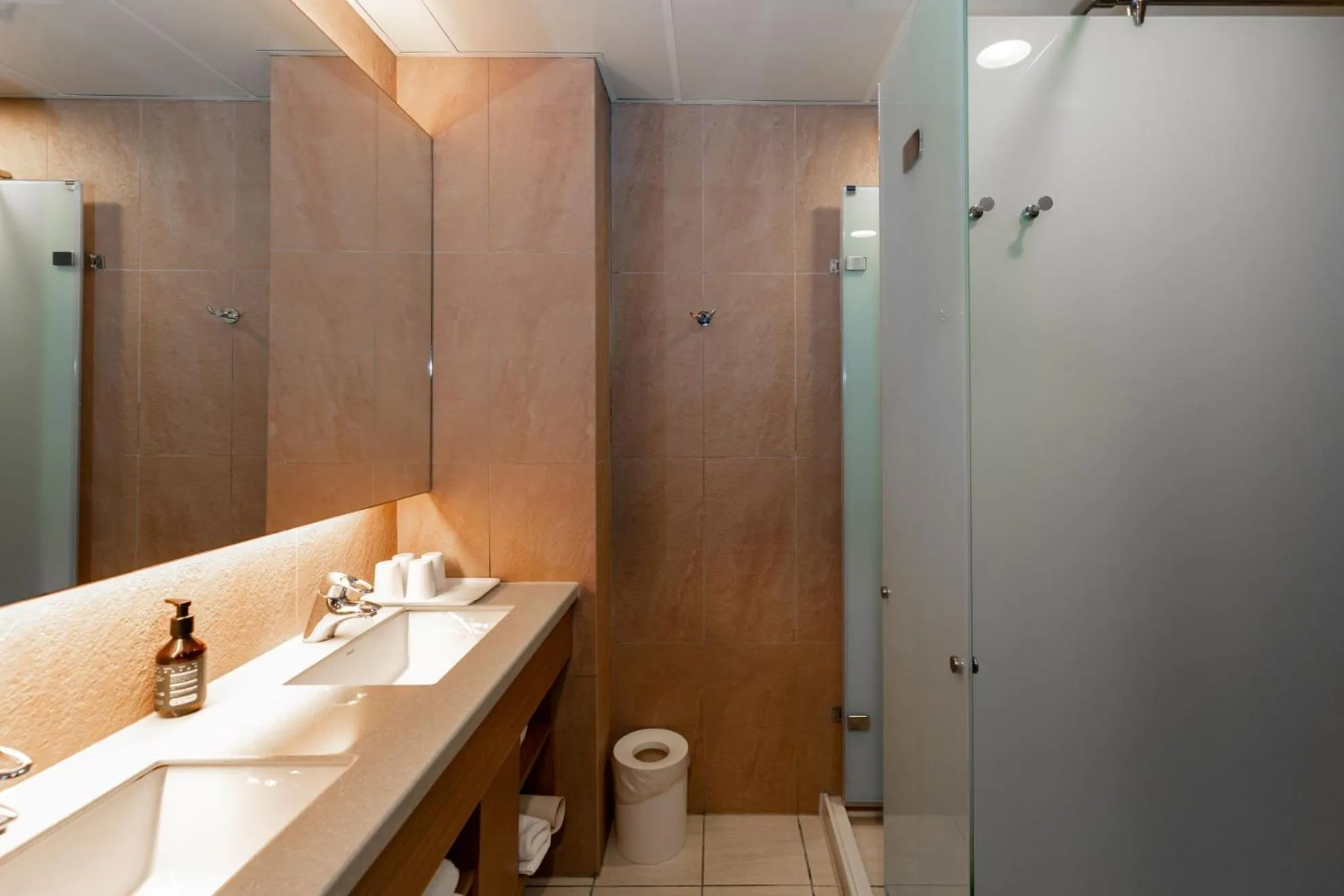 Congo Green Room in Leofoo Resort Guanshi