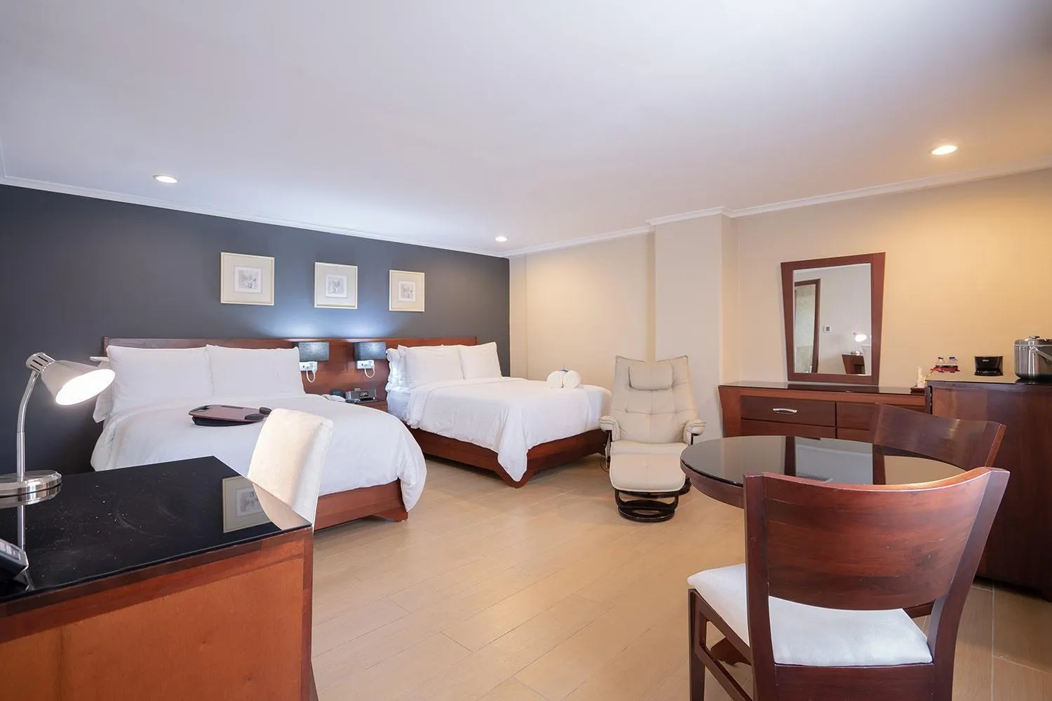 Club Imperial 2 Queen Bed in Hodelpa Gran Almirante