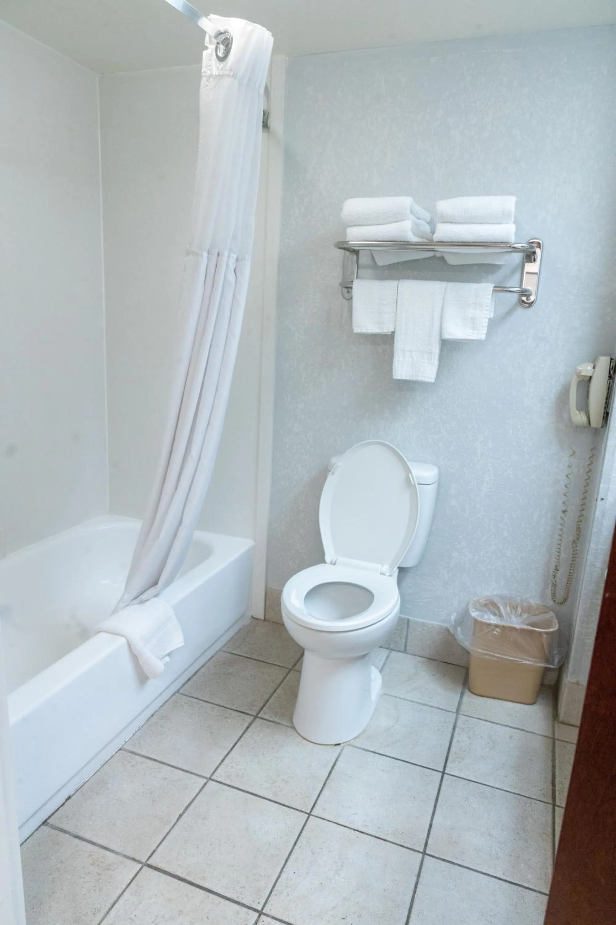 Deluxe Queen Studio  in Homestead Lodge Apart Hotel