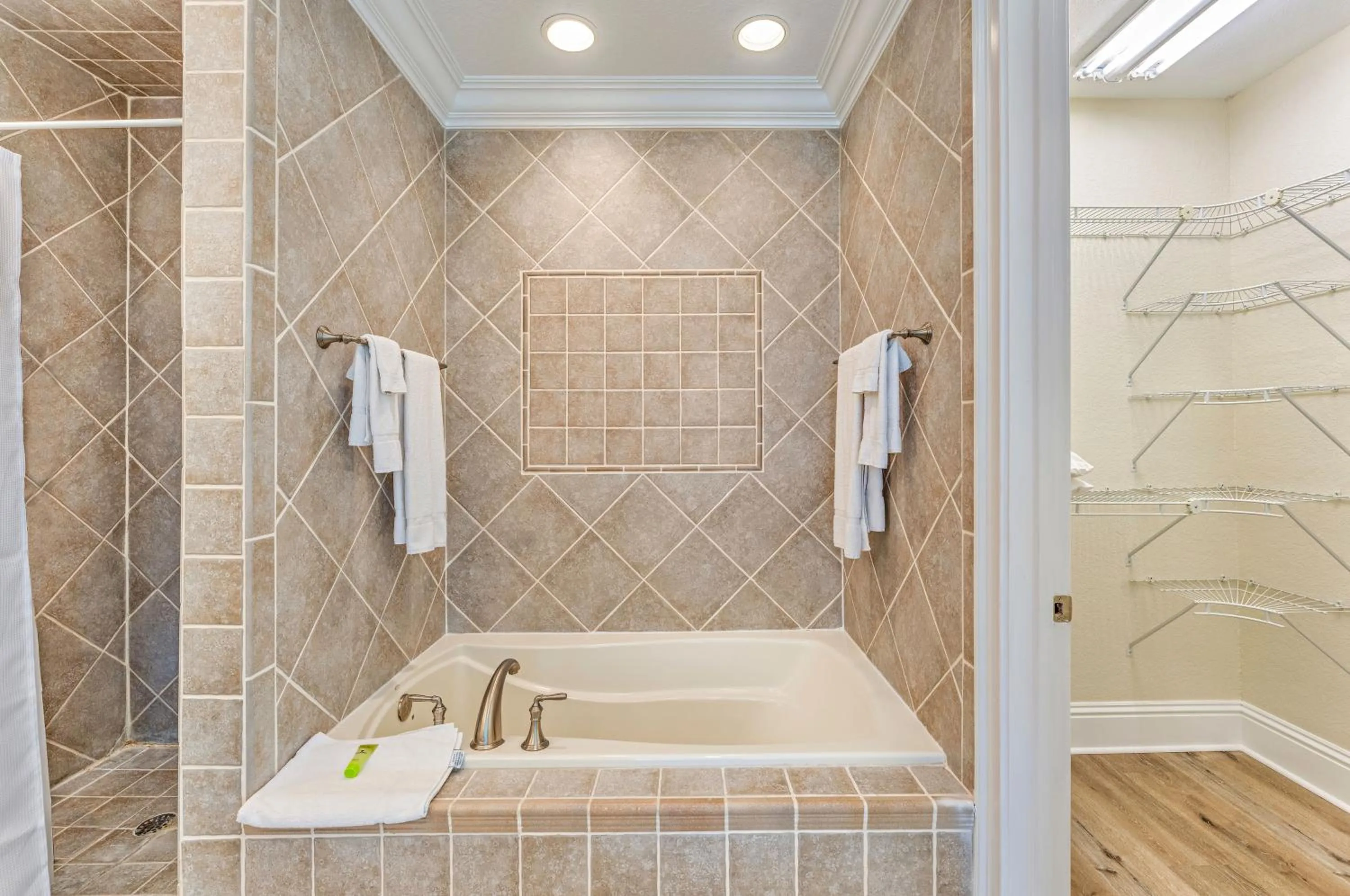 Three-Bedroom Apartment in St James Bay Golf & Pickleball Resort